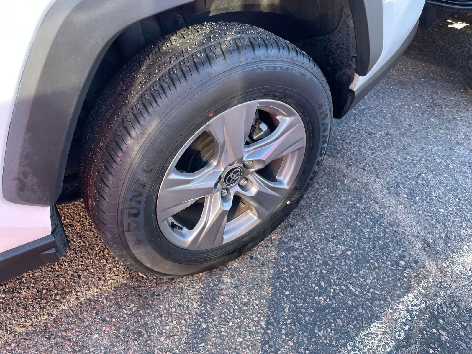 Thumbnail: 2025 Toyota RAV4 - 30