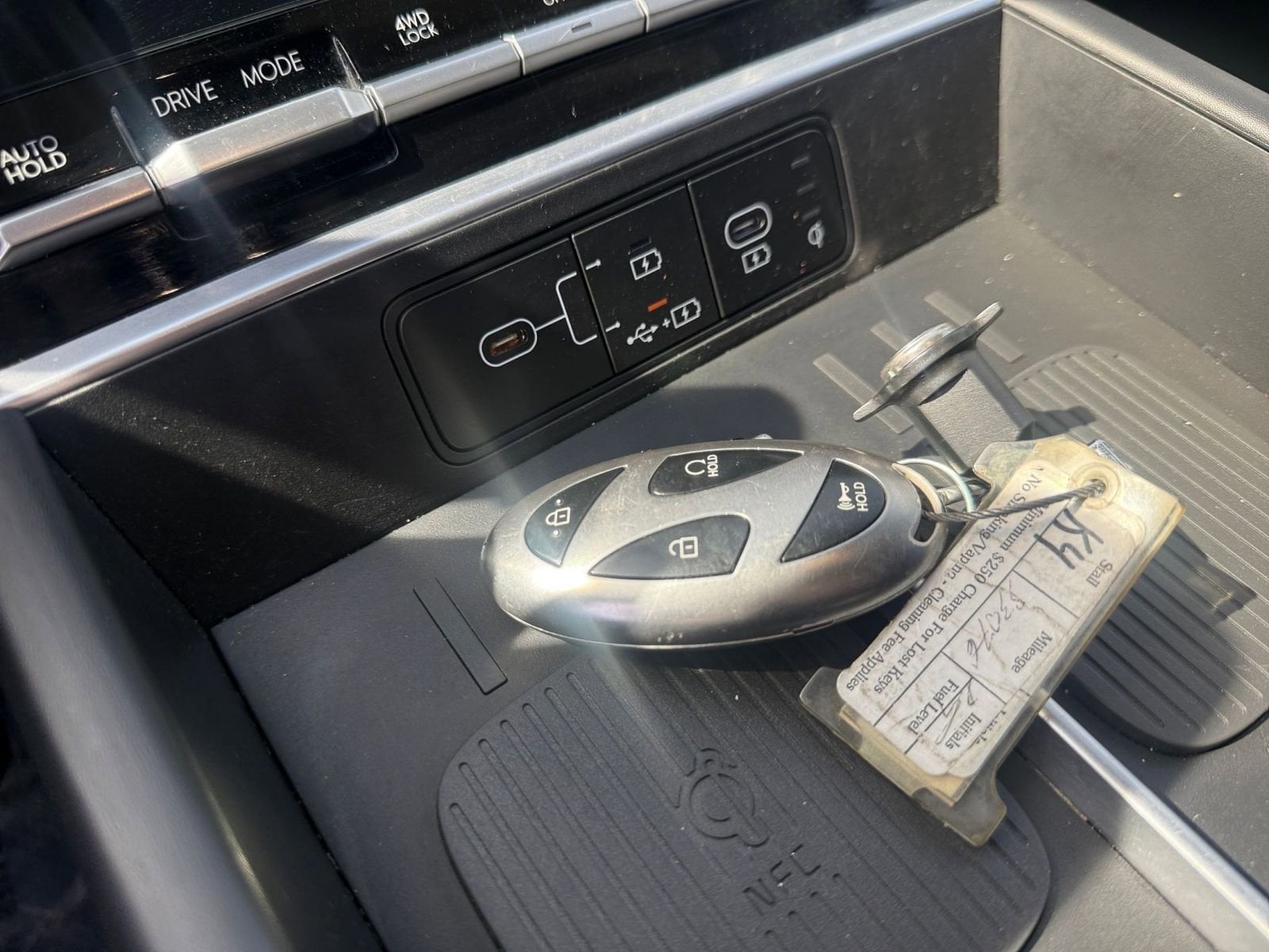 Thumbnail: 2025 Hyundai Santa Fe - 23