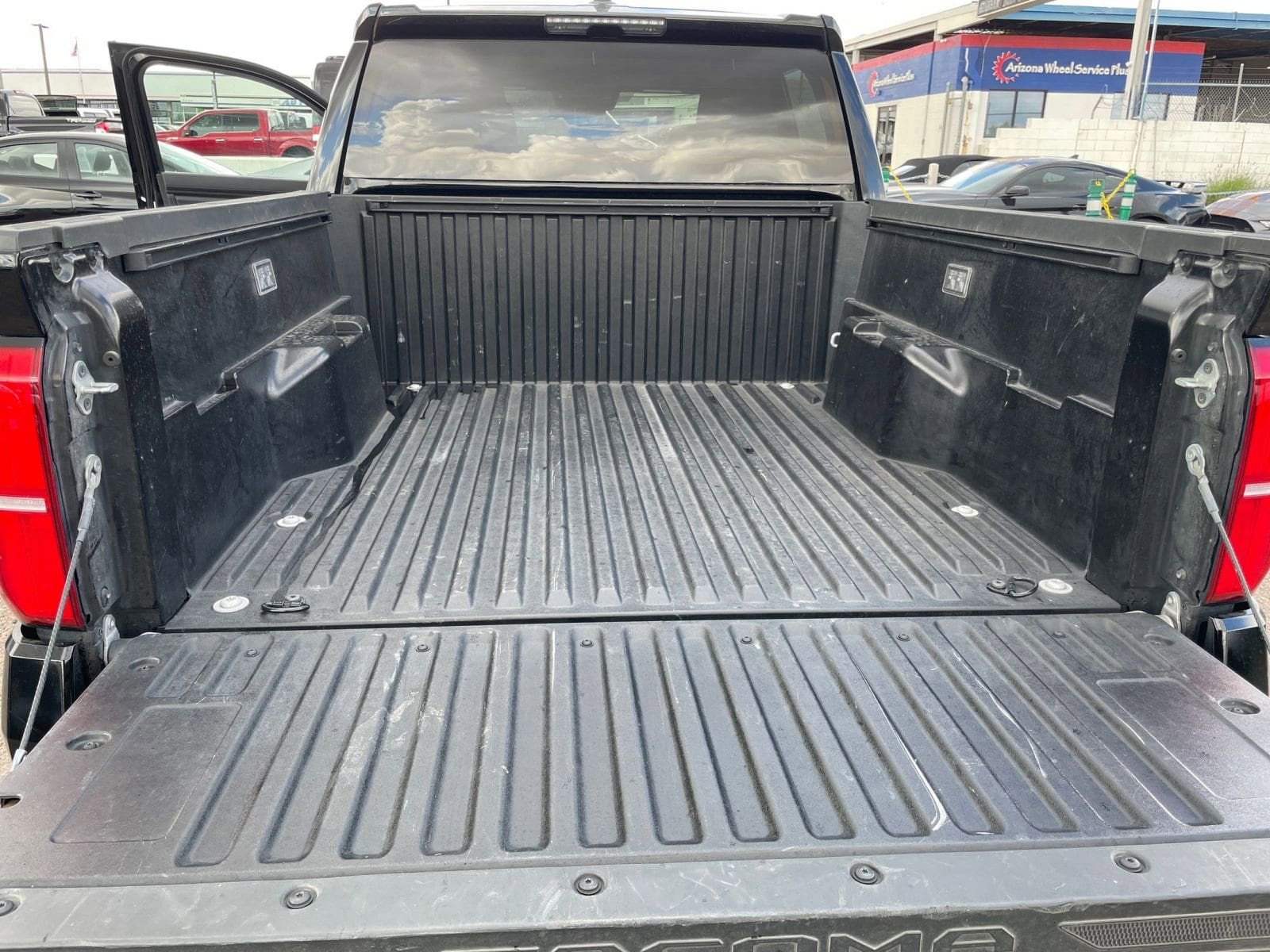 Thumbnail: 2025 Toyota Tacoma - 31