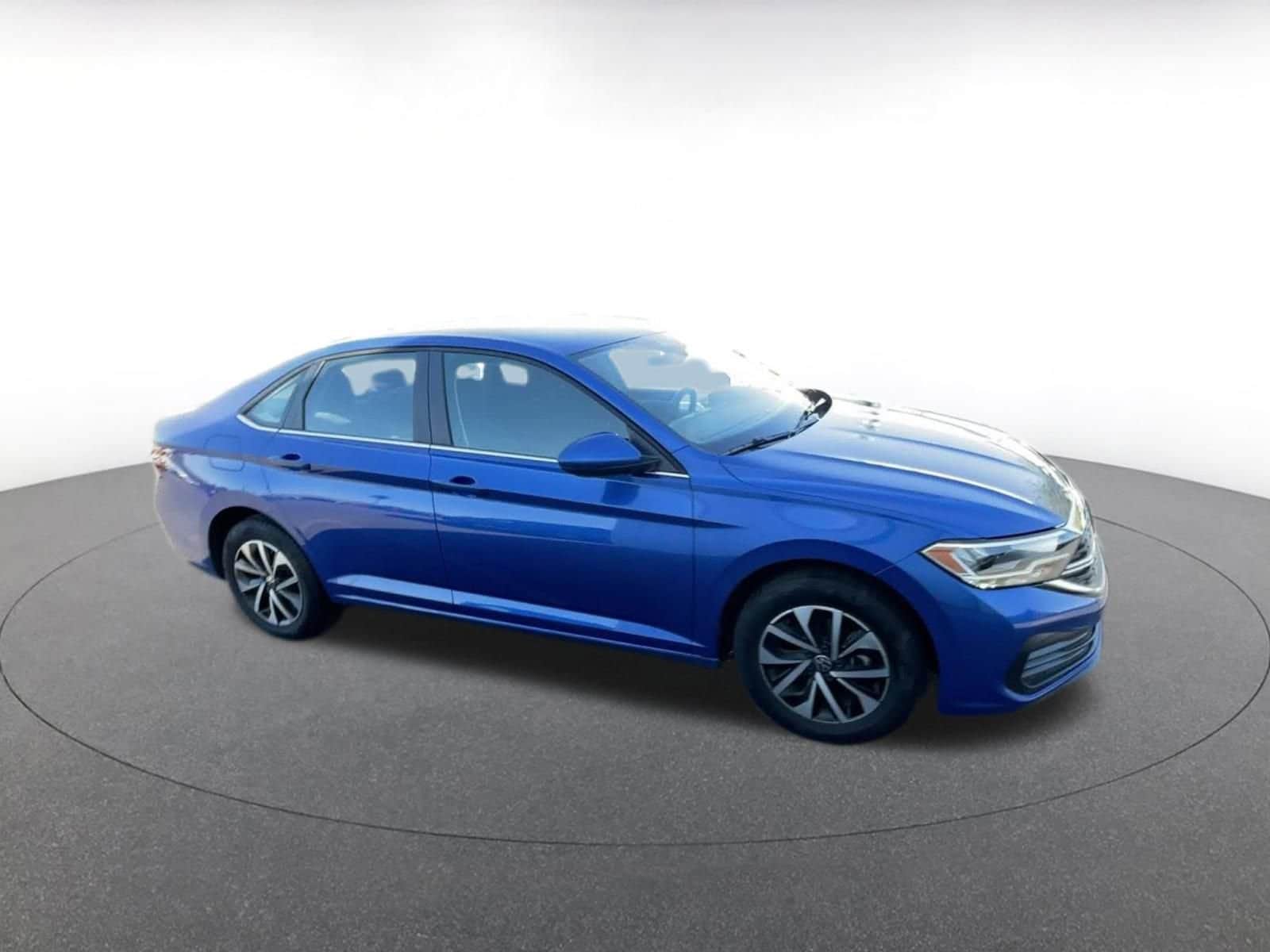 Thumbnail: 2024 Volkswagen Jetta - 2