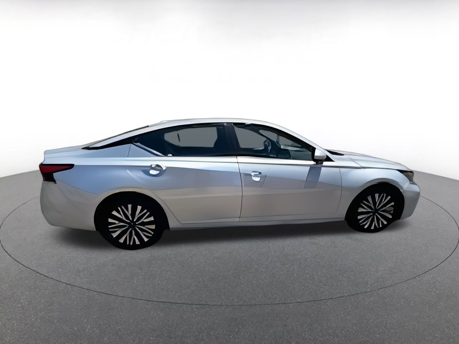 Thumbnail: 2023 Nissan Altima - 8