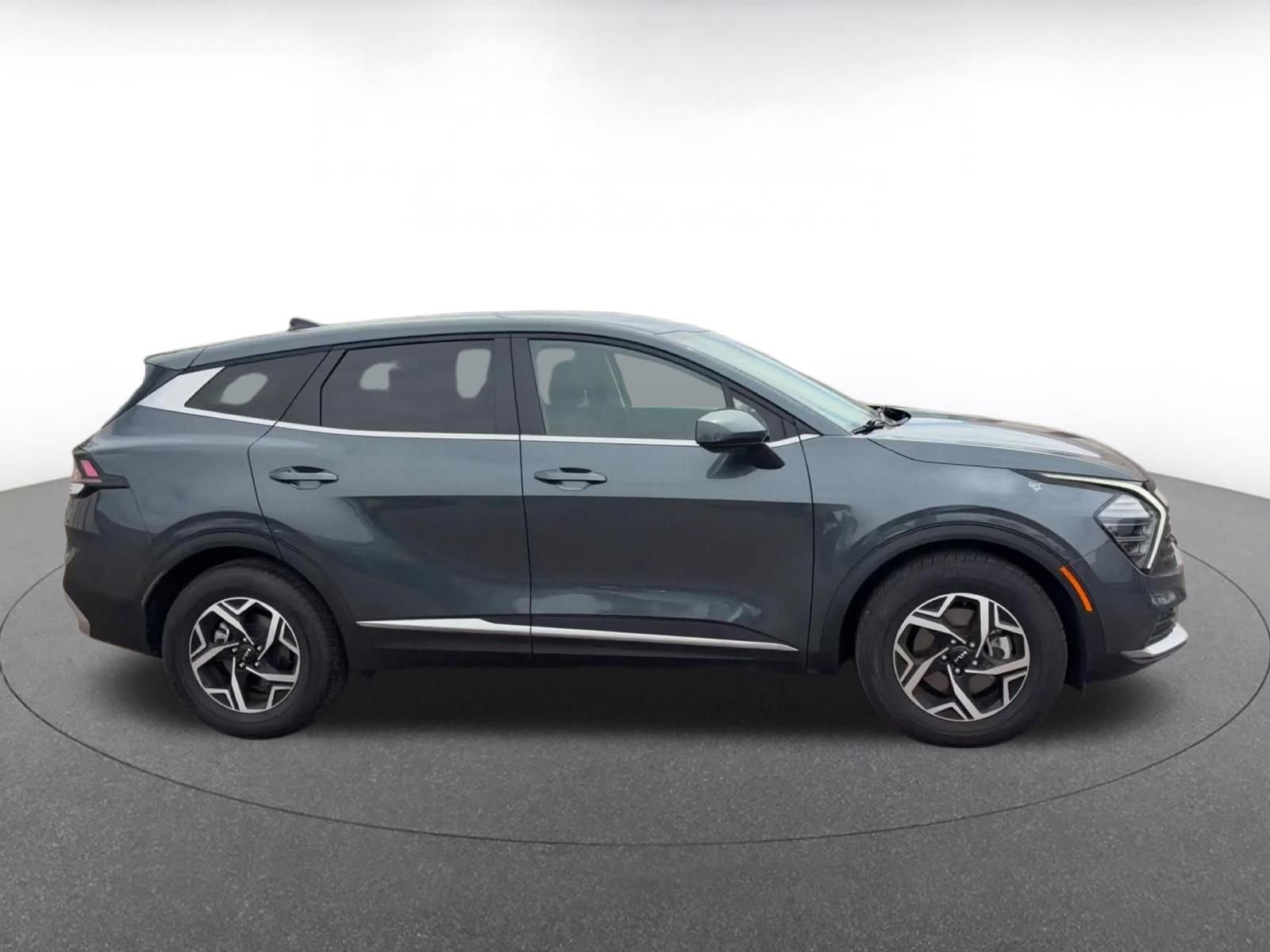 Thumbnail: 2025 Kia Sportage - 16