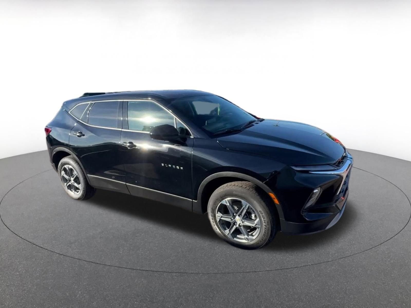 Thumbnail: 2025 Chevrolet Blazer - 2