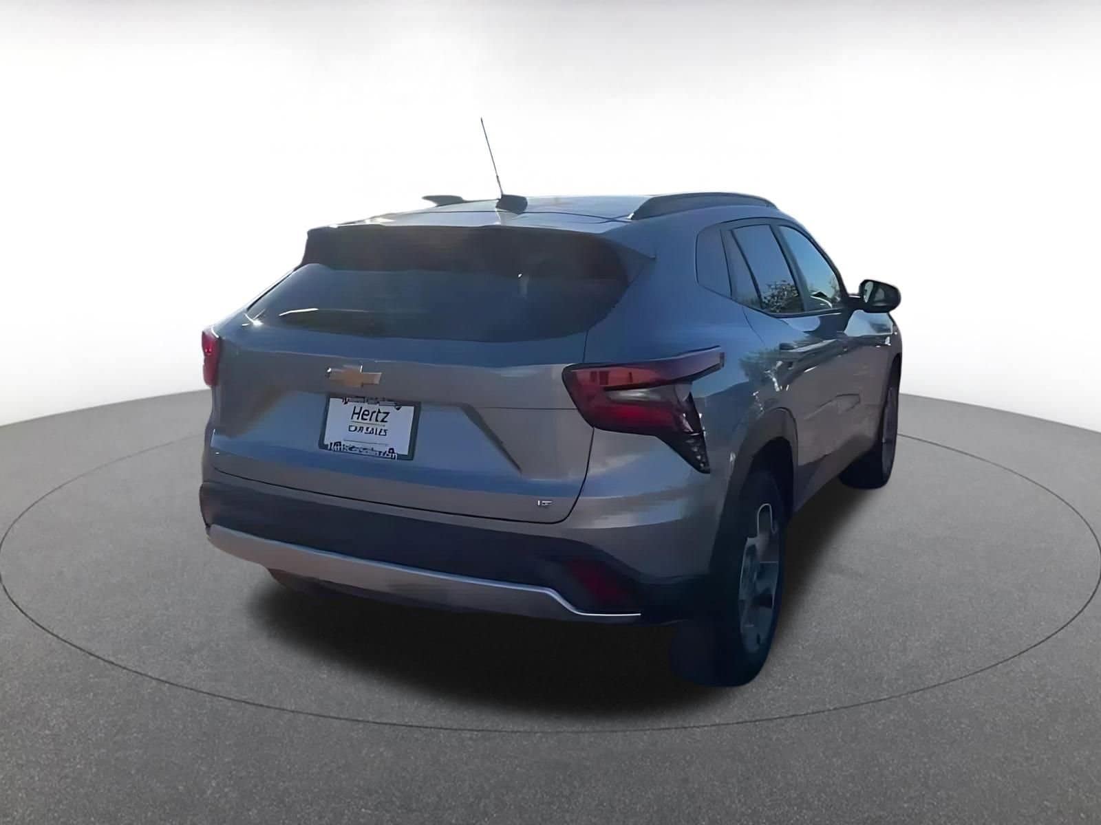 Thumbnail: 2025 Chevrolet Trax - 14