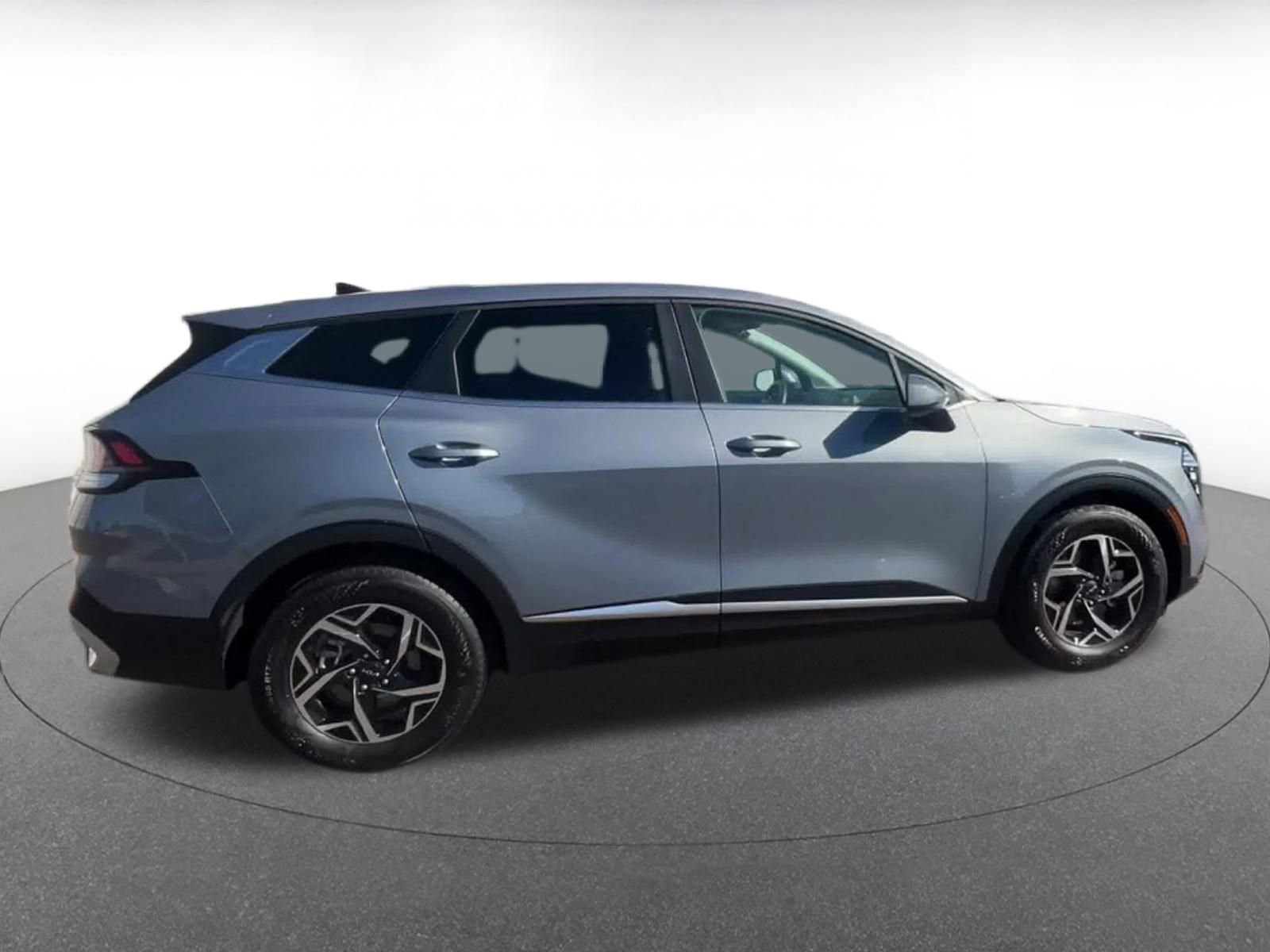 Thumbnail: 2025 Kia Sportage - 16