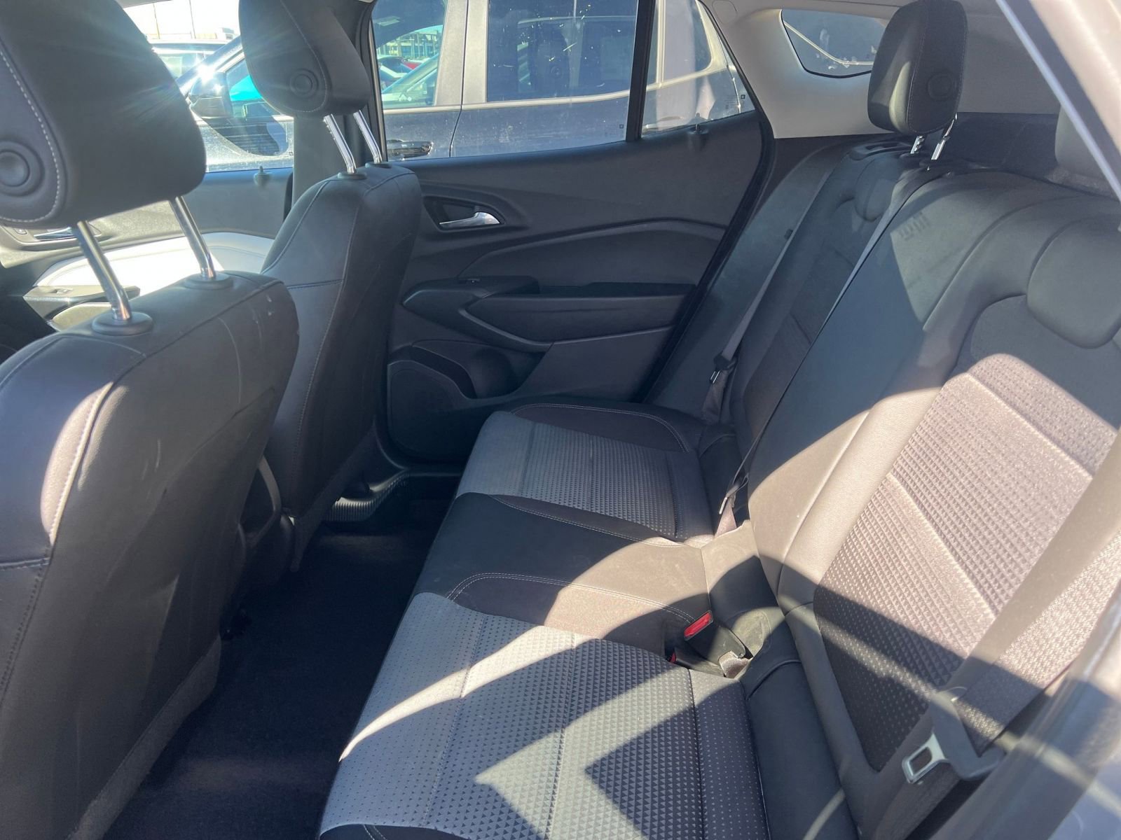 Thumbnail: 2025 Chevrolet Trax - 25