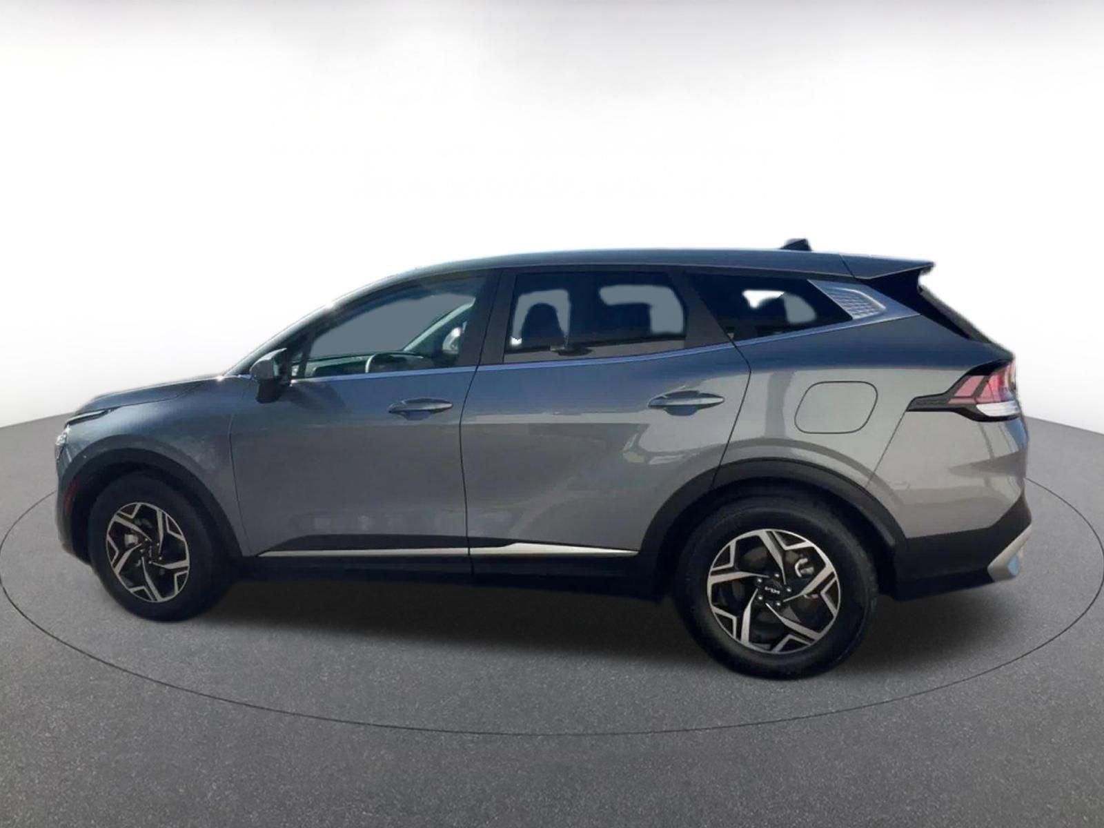 Thumbnail: 2025 Kia Sportage - 10