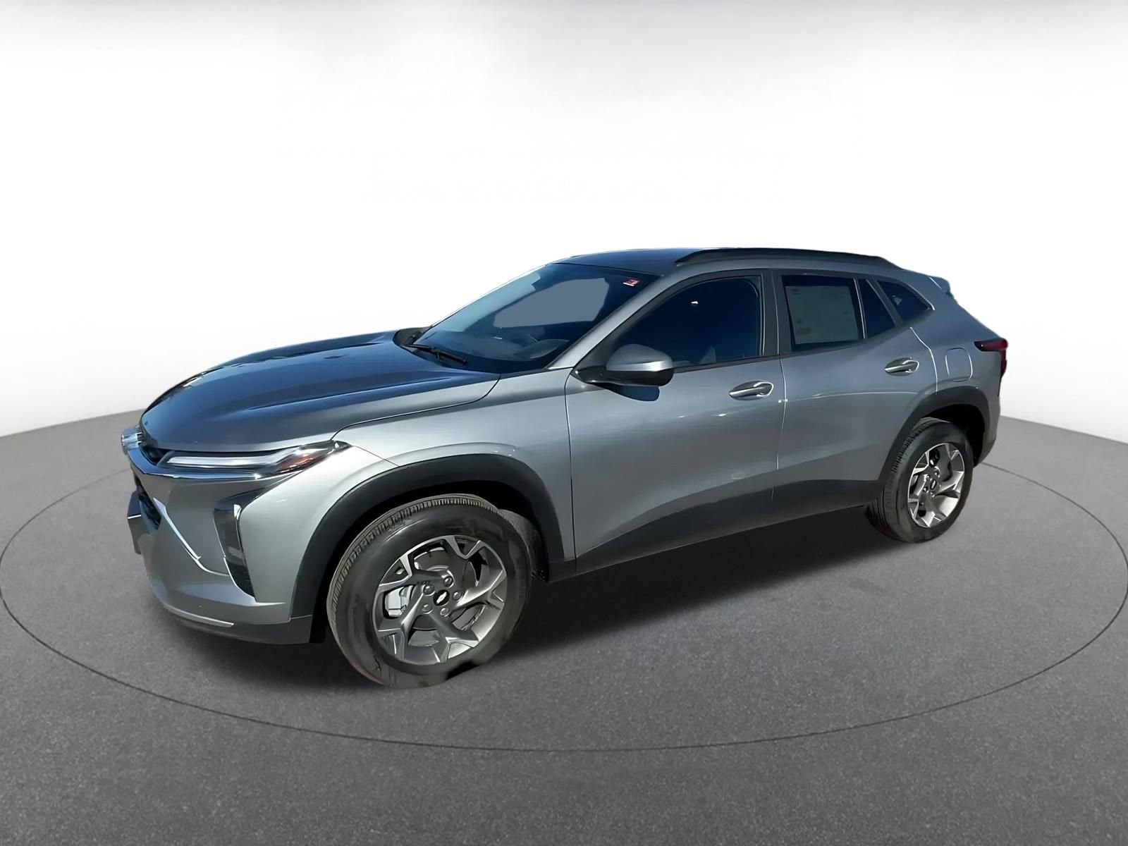 Thumbnail: 2025 Chevrolet Trax - 8