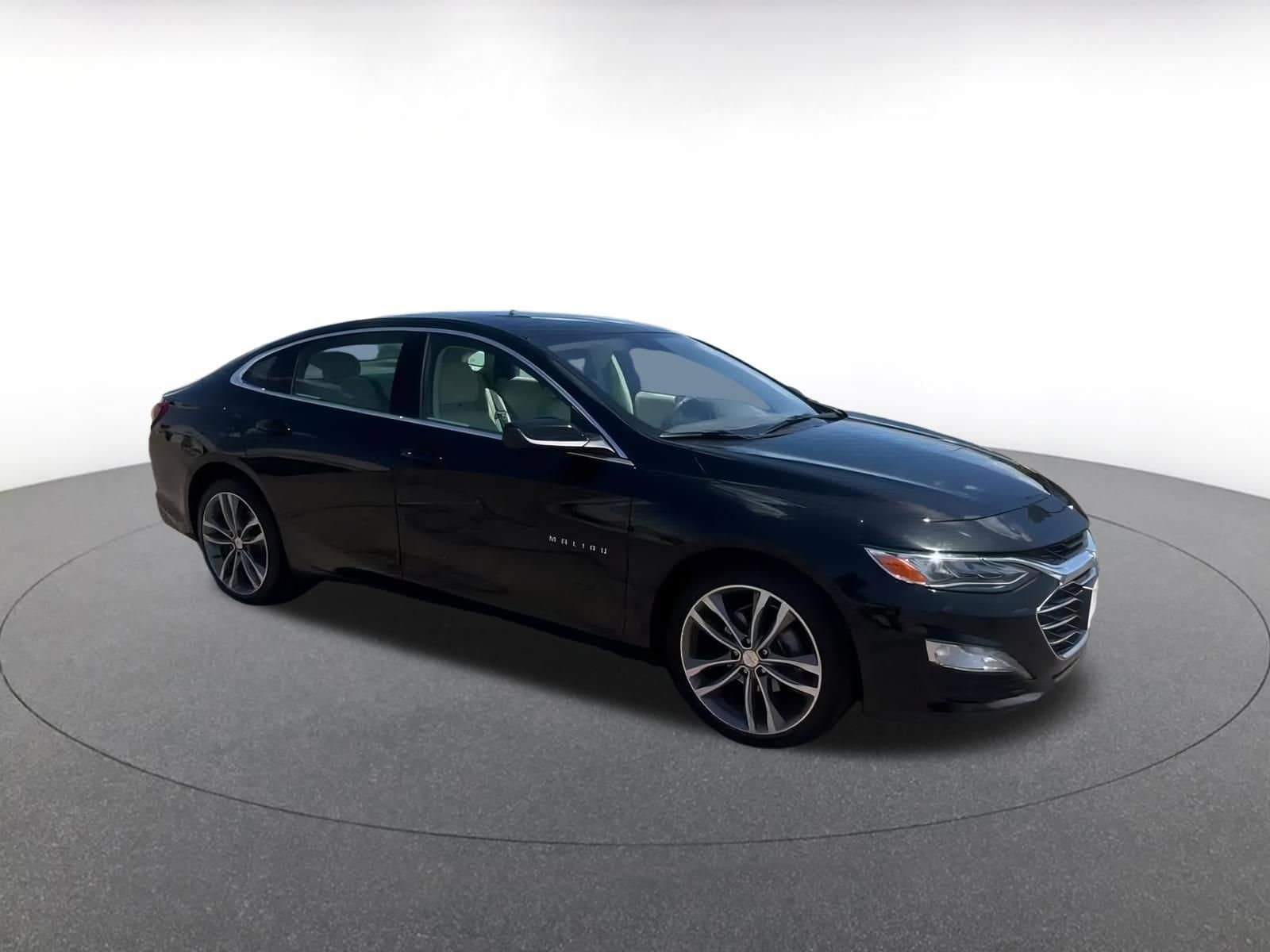 Thumbnail: 2024 Chevrolet Malibu - 2
