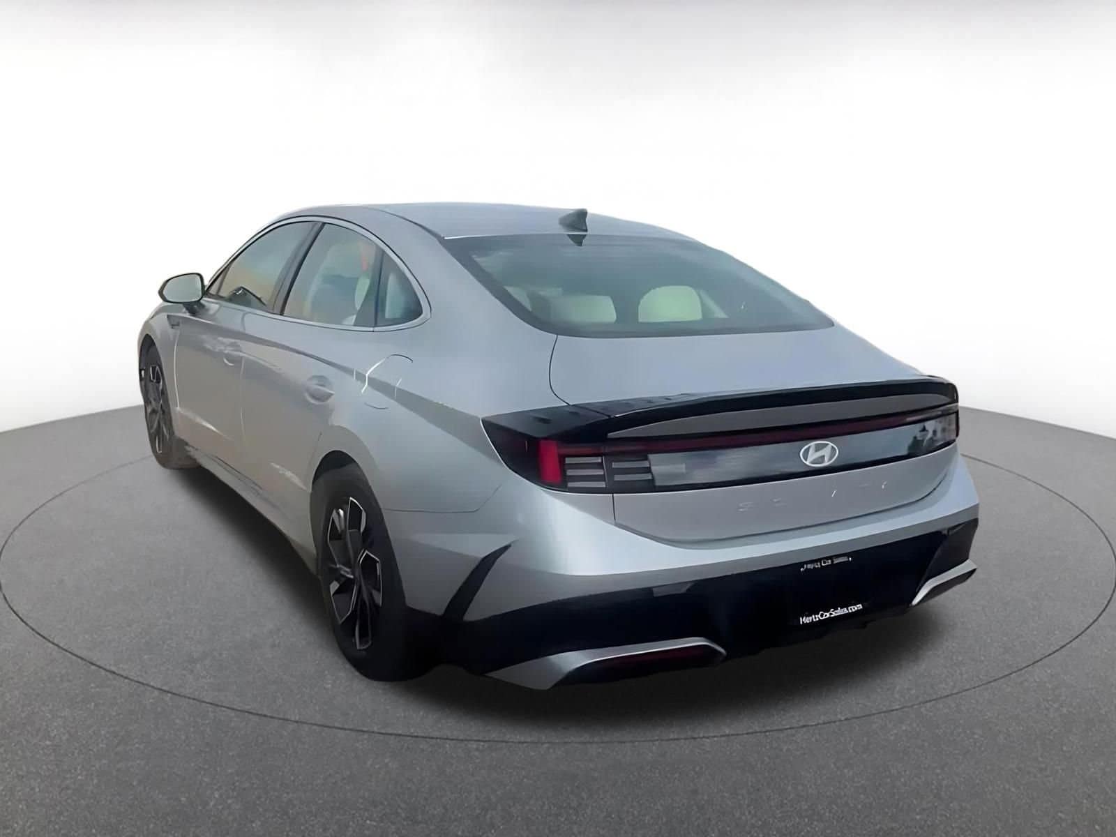 Thumbnail: 2025 Hyundai Sonata - 4