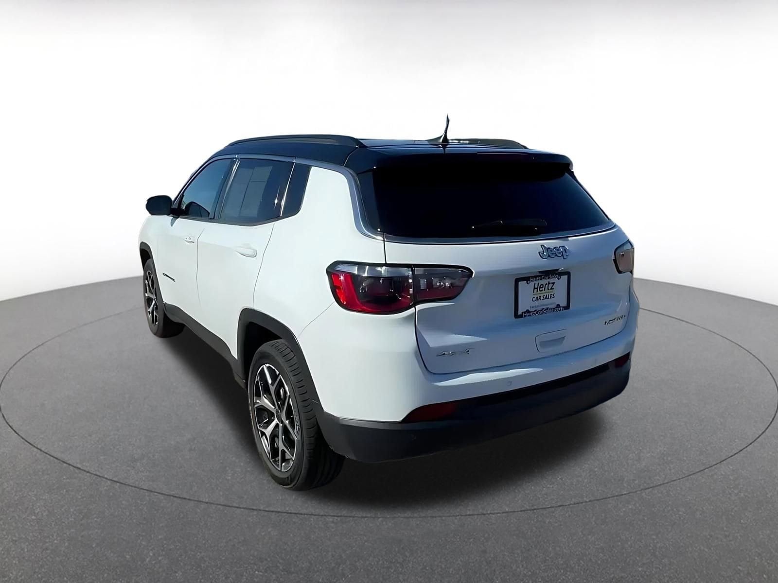 Thumbnail: 2025 Jeep Compass - 11