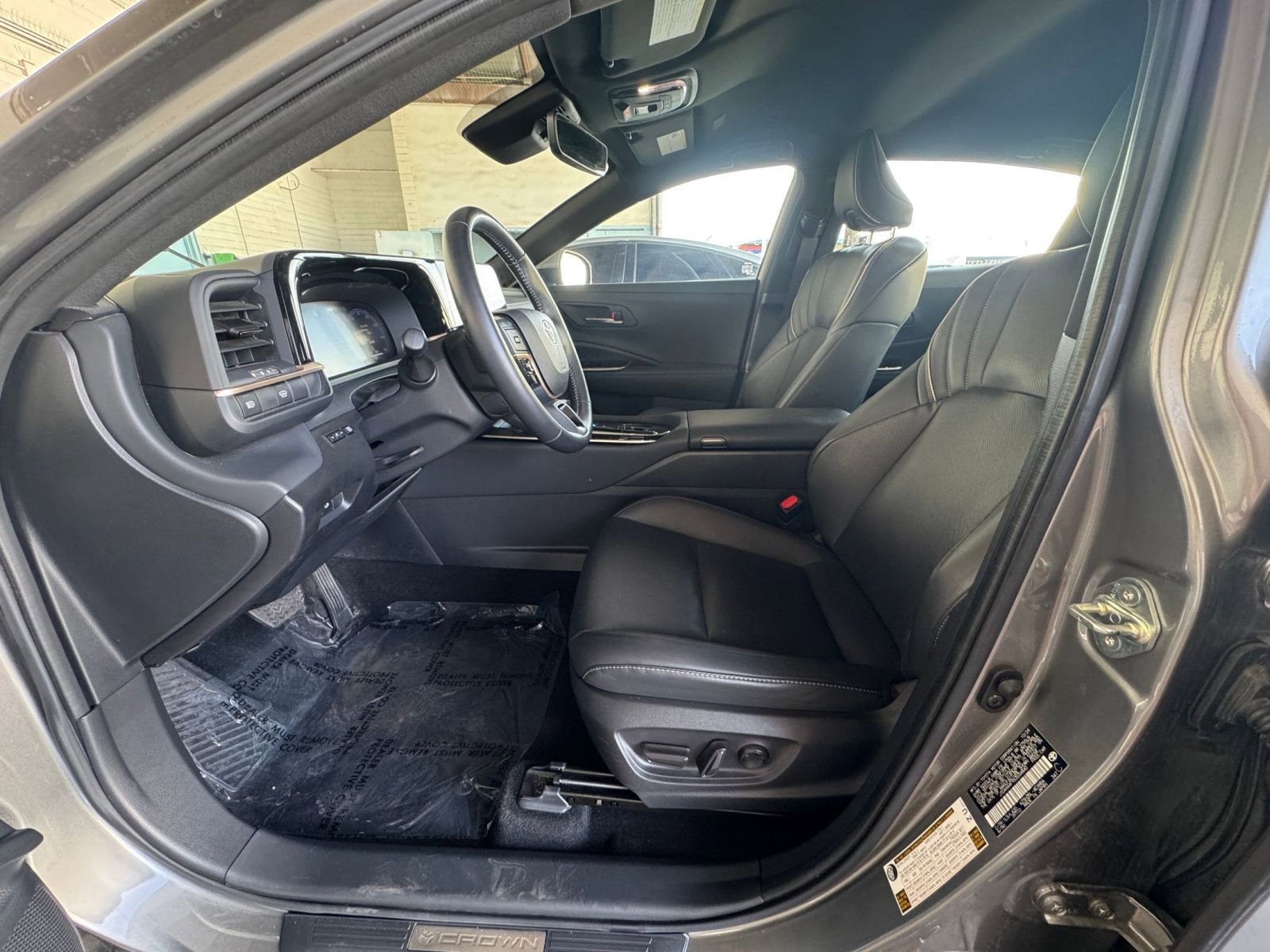 Thumbnail: 2025 Toyota Crown - 27