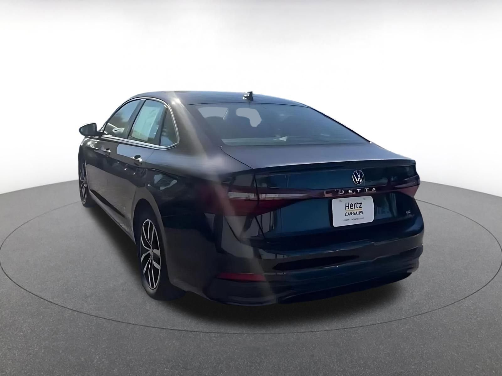 Thumbnail: 2025 Volkswagen Jetta - 11