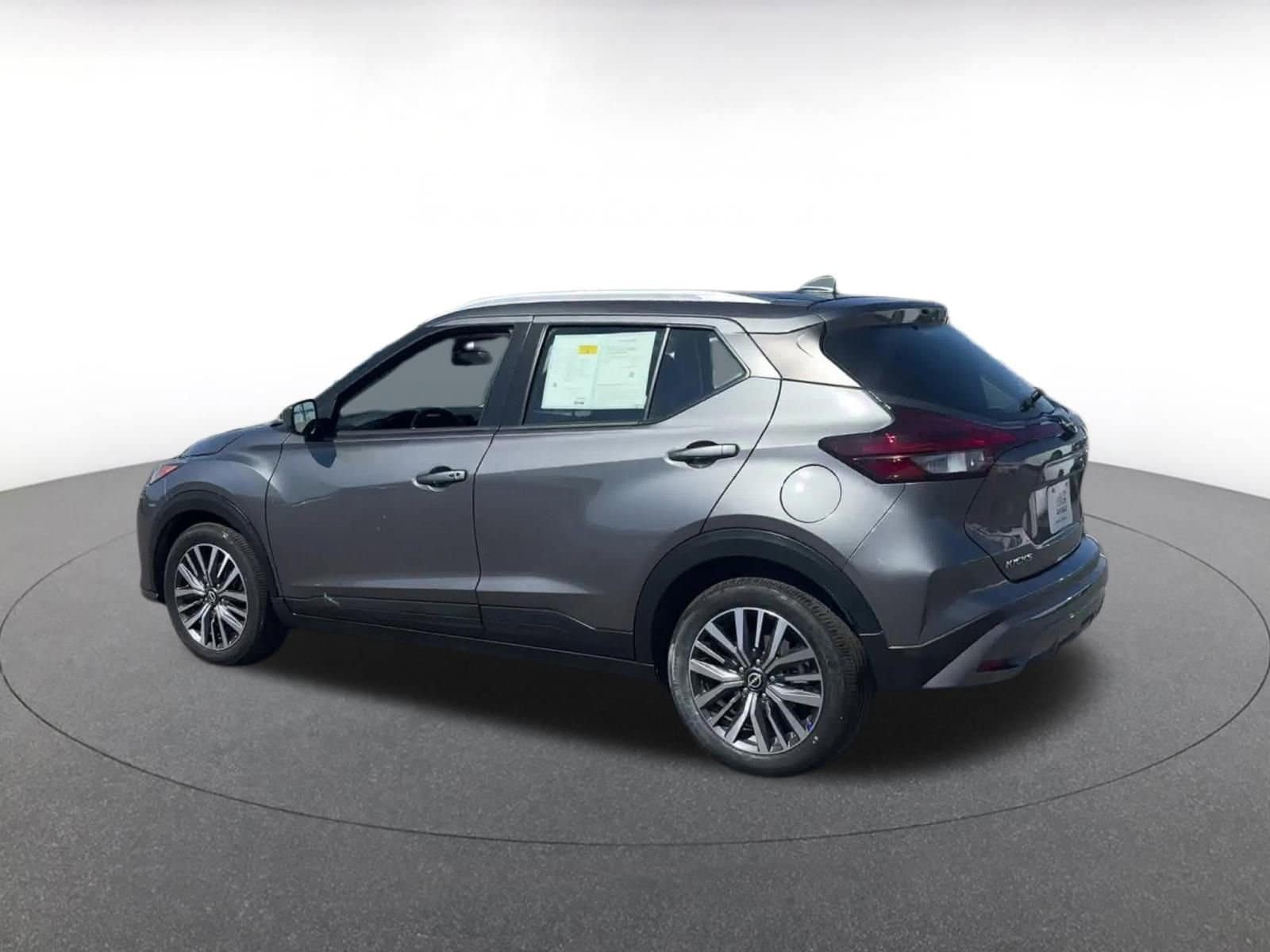 Thumbnail: 2024 Nissan Kicks - 10