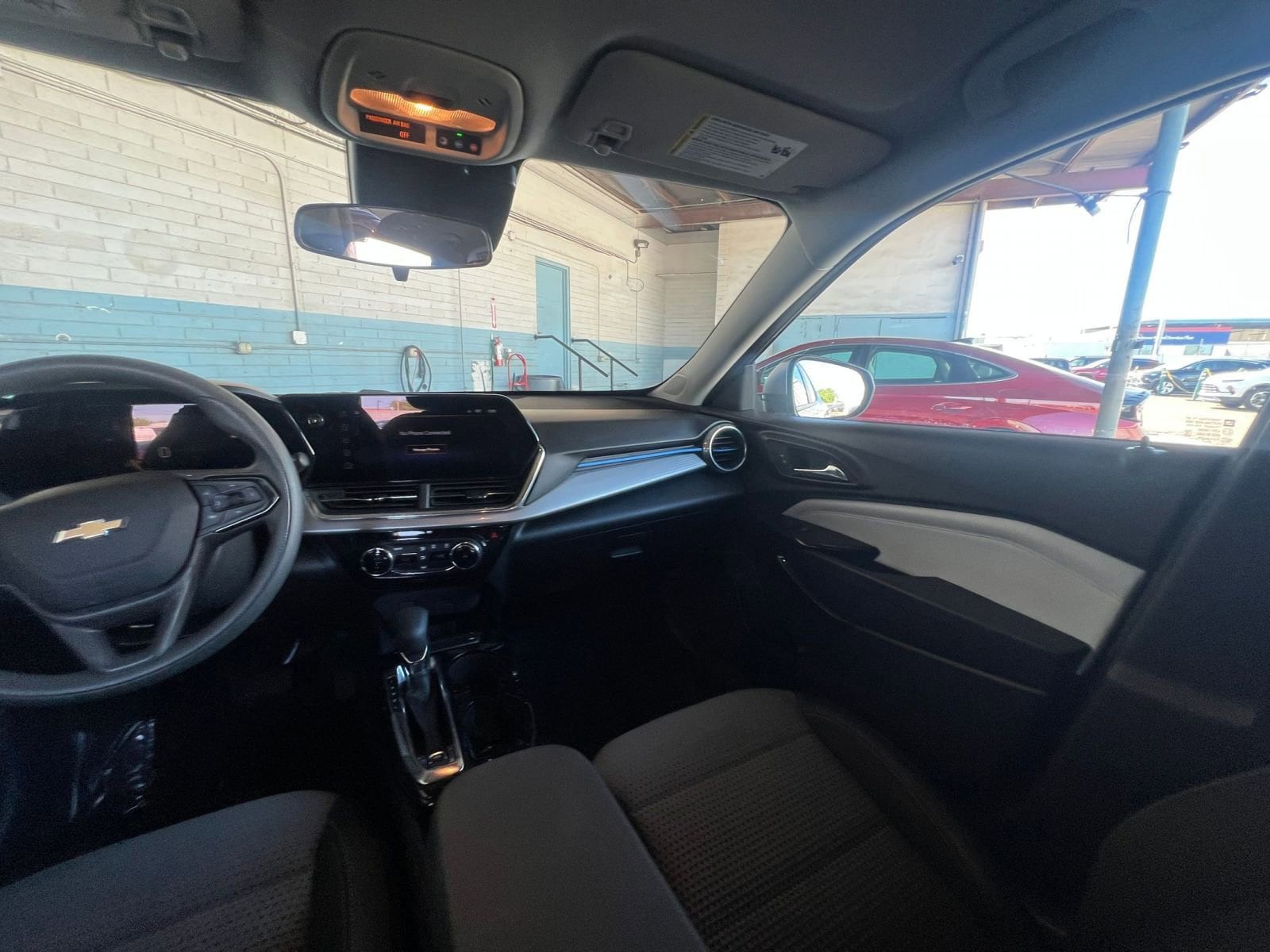 Thumbnail: 2025 Chevrolet Trax - 35