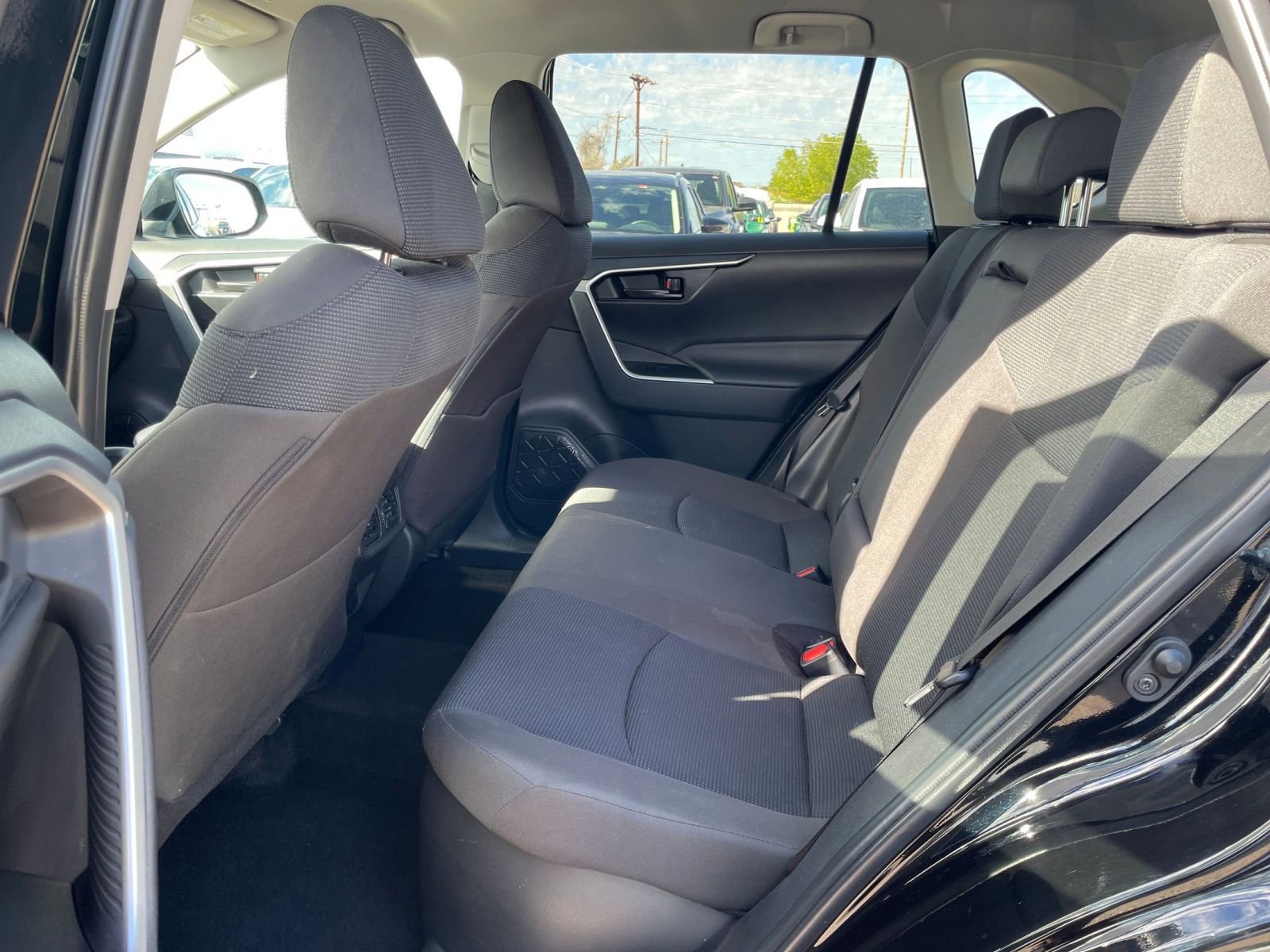 Thumbnail: 2025 Toyota RAV4 - 24