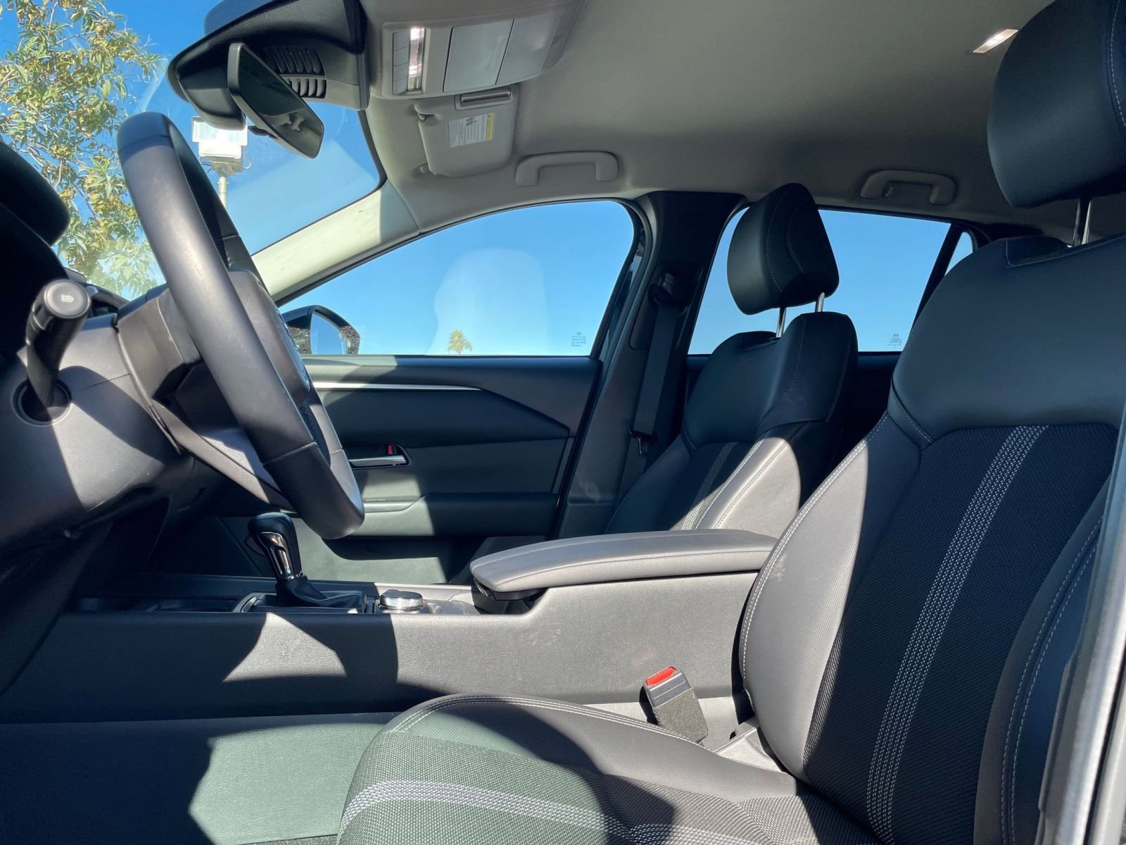 Thumbnail: 2025 Mazda CX-50 - 28