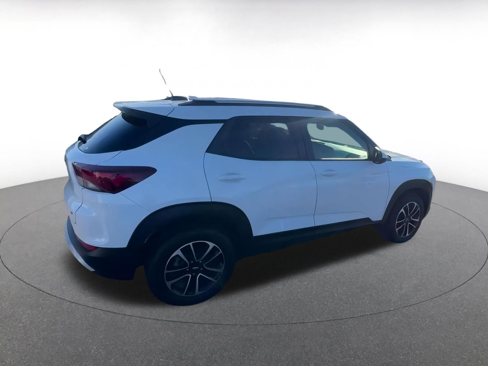 Thumbnail: 2025 Chevrolet TrailBlazer - 15