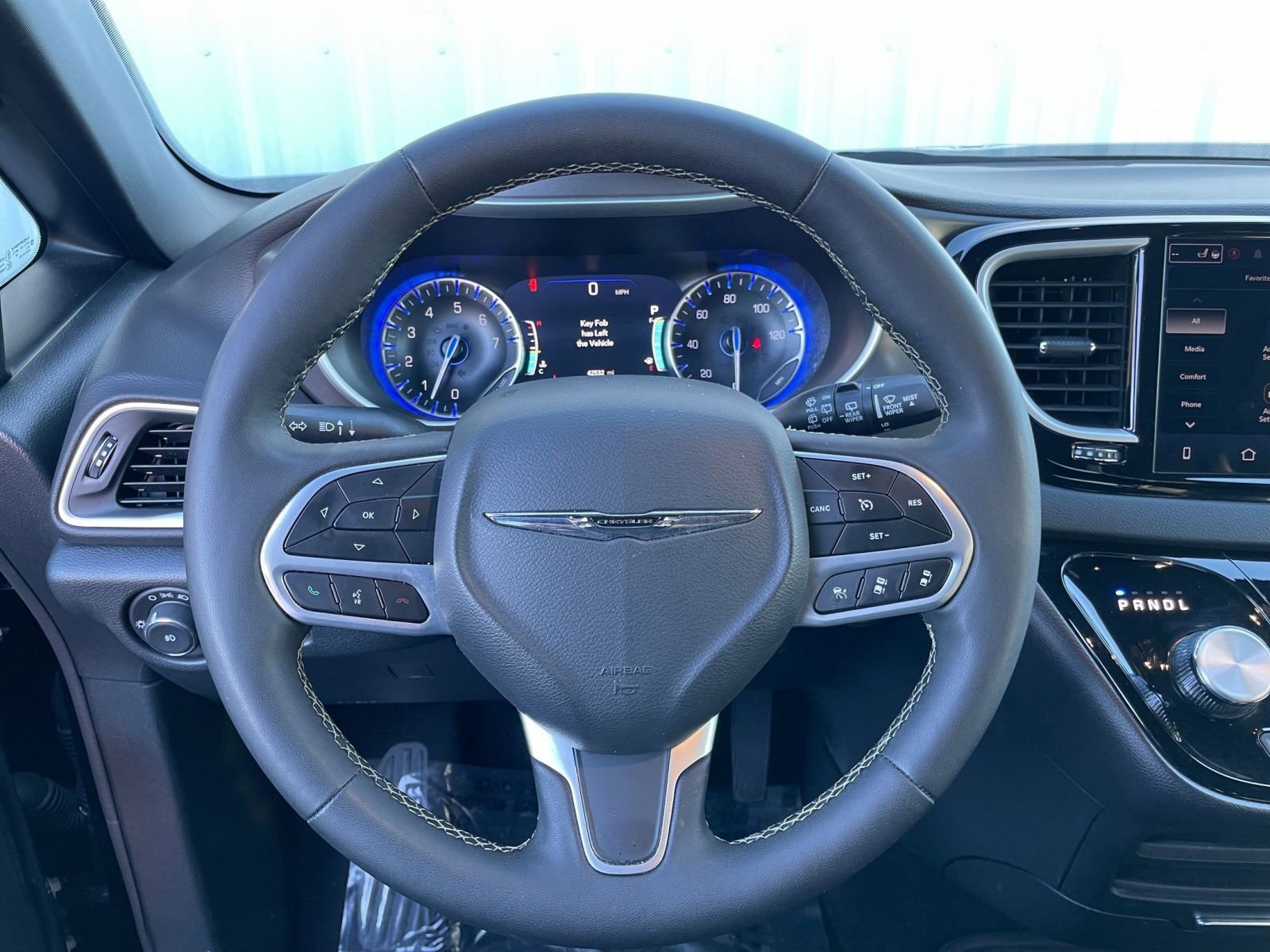 Thumbnail: 2025 Chrysler Pacifica - 29