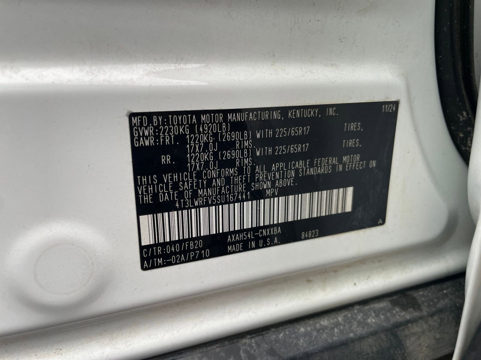 Thumbnail: 2025 Toyota RAV4 - 28