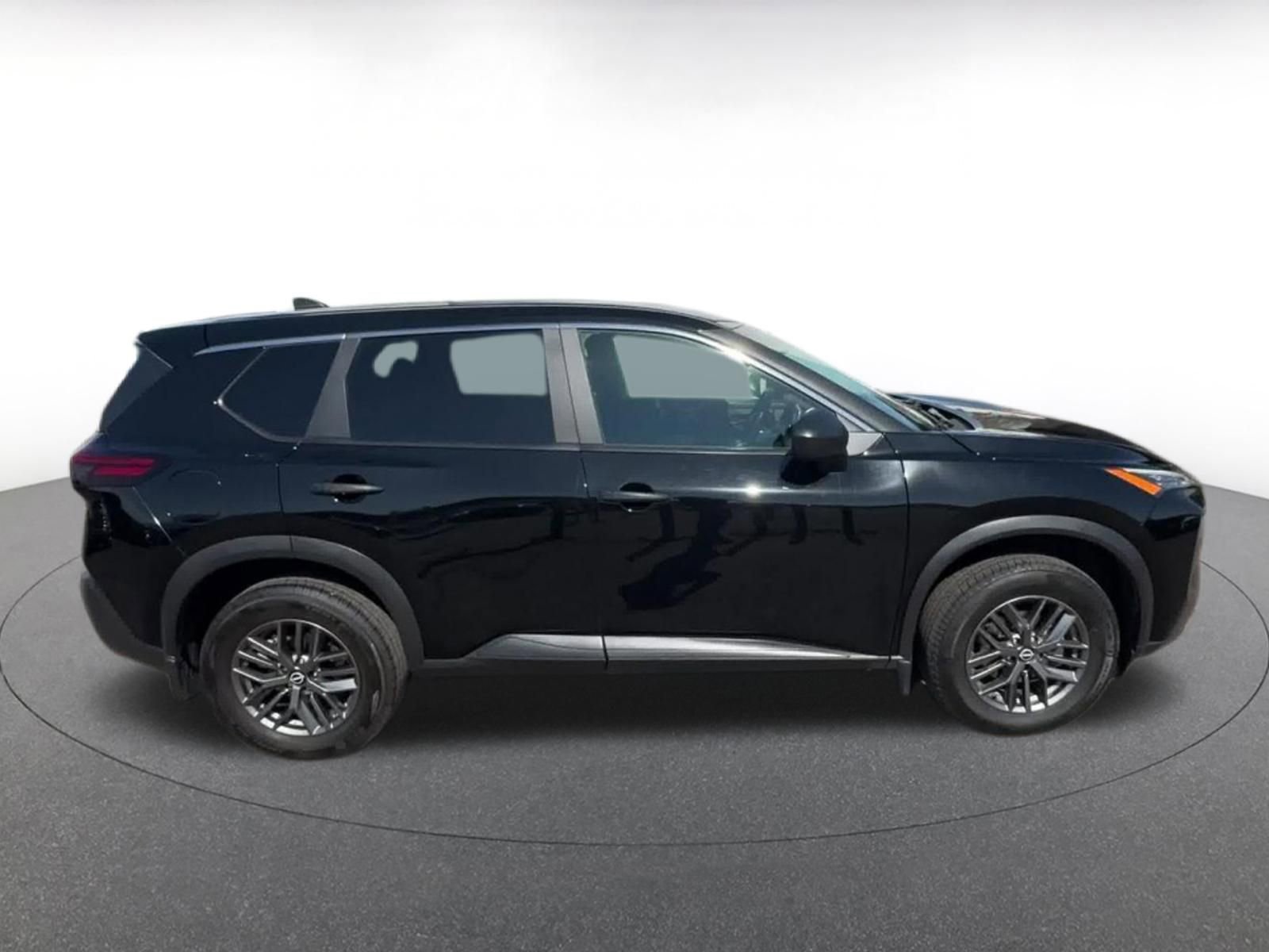 Thumbnail: 2023 Nissan Rogue - 16