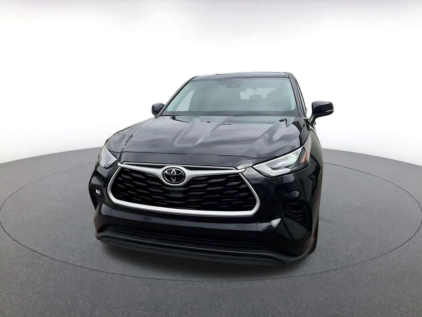 Thumbnail: 2025 Toyota Highlander - 7