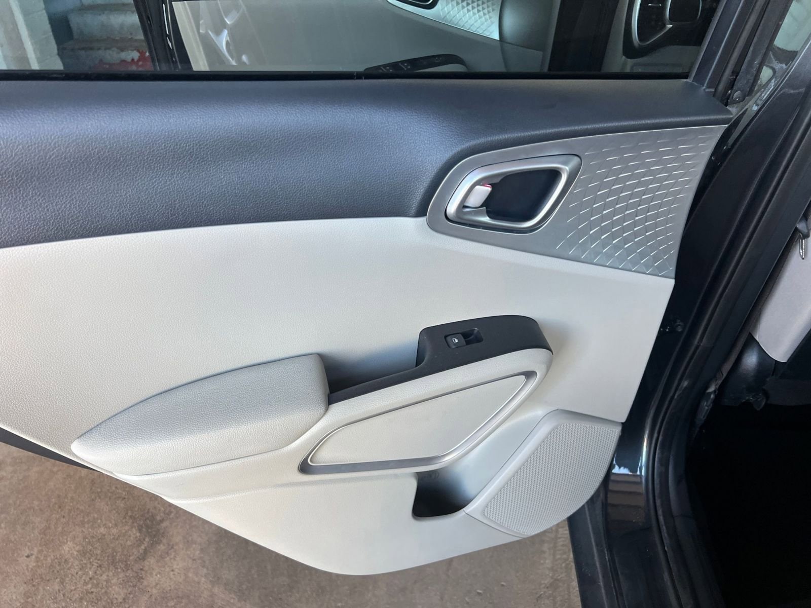 Thumbnail: 2025 Kia Soul - 23