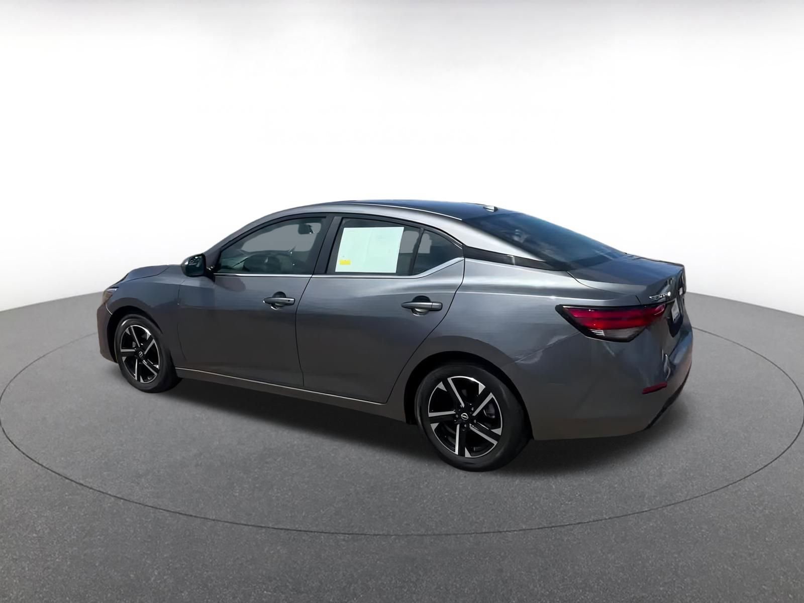 Thumbnail: 2024 Nissan Sentra - 10