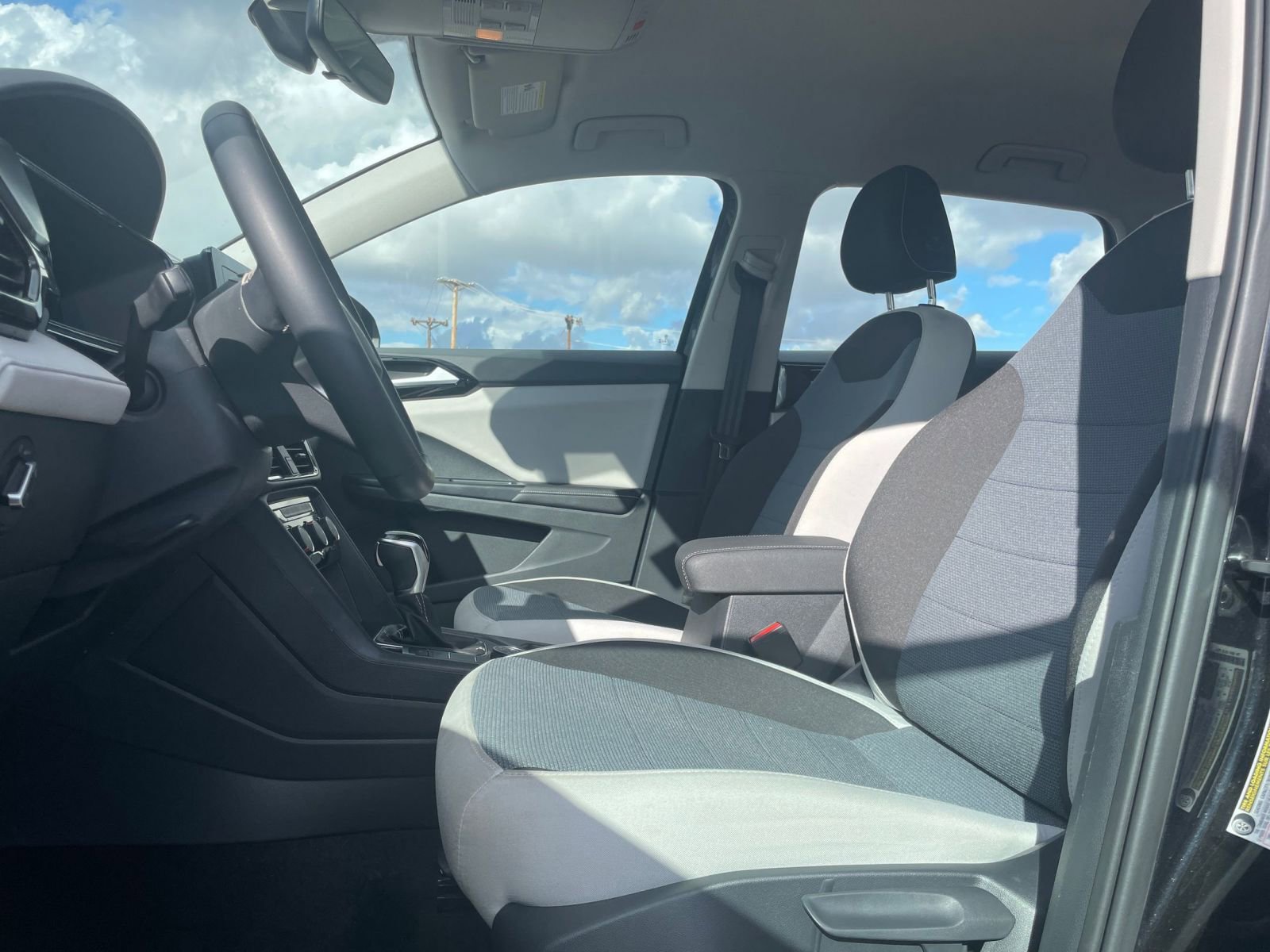 Thumbnail: 2025 Volkswagen Taos - 24