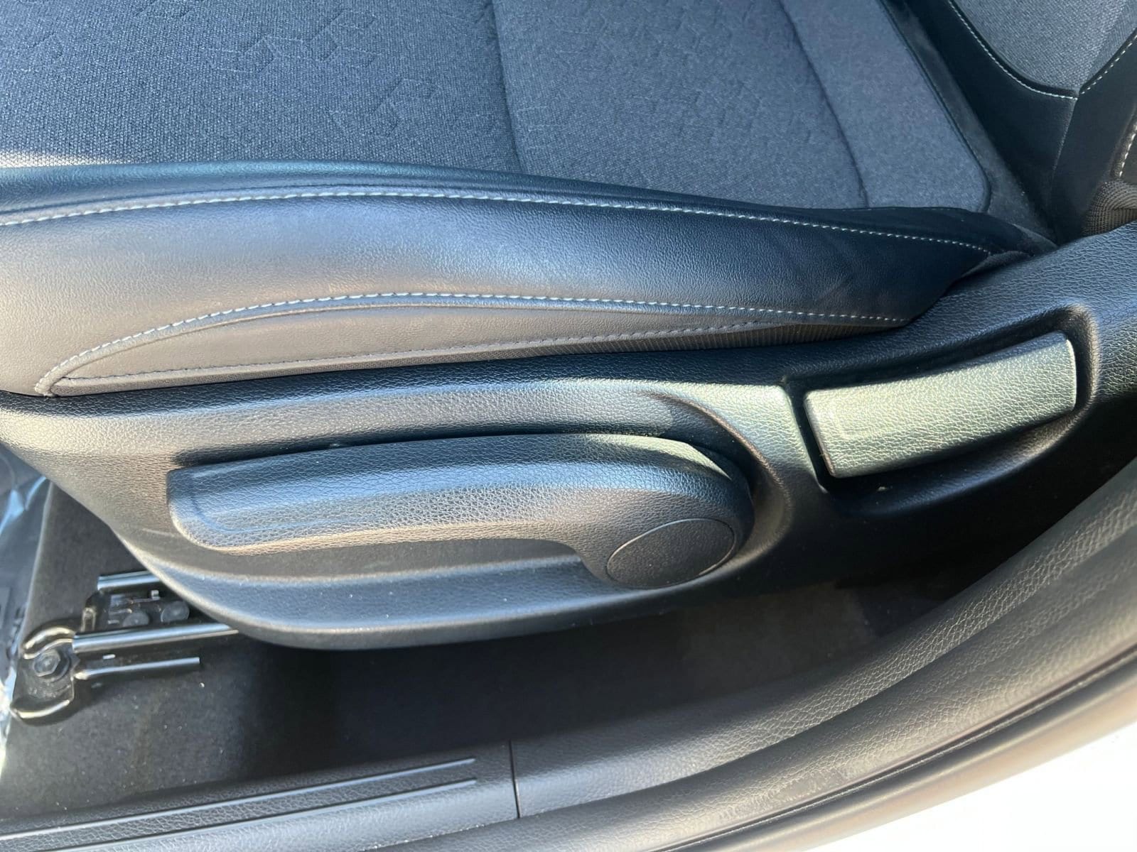 Thumbnail: 2025 Kia Seltos - 23