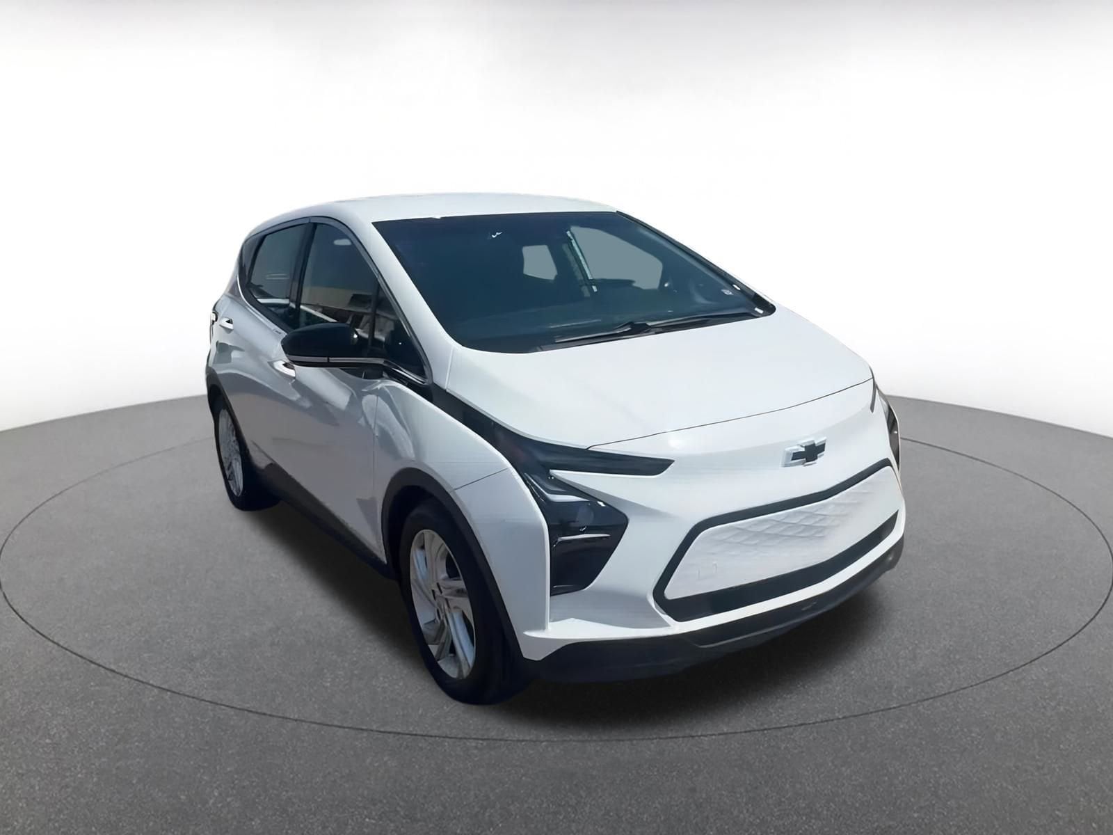 Thumbnail: 2023 Chevrolet Bolt EV - 3