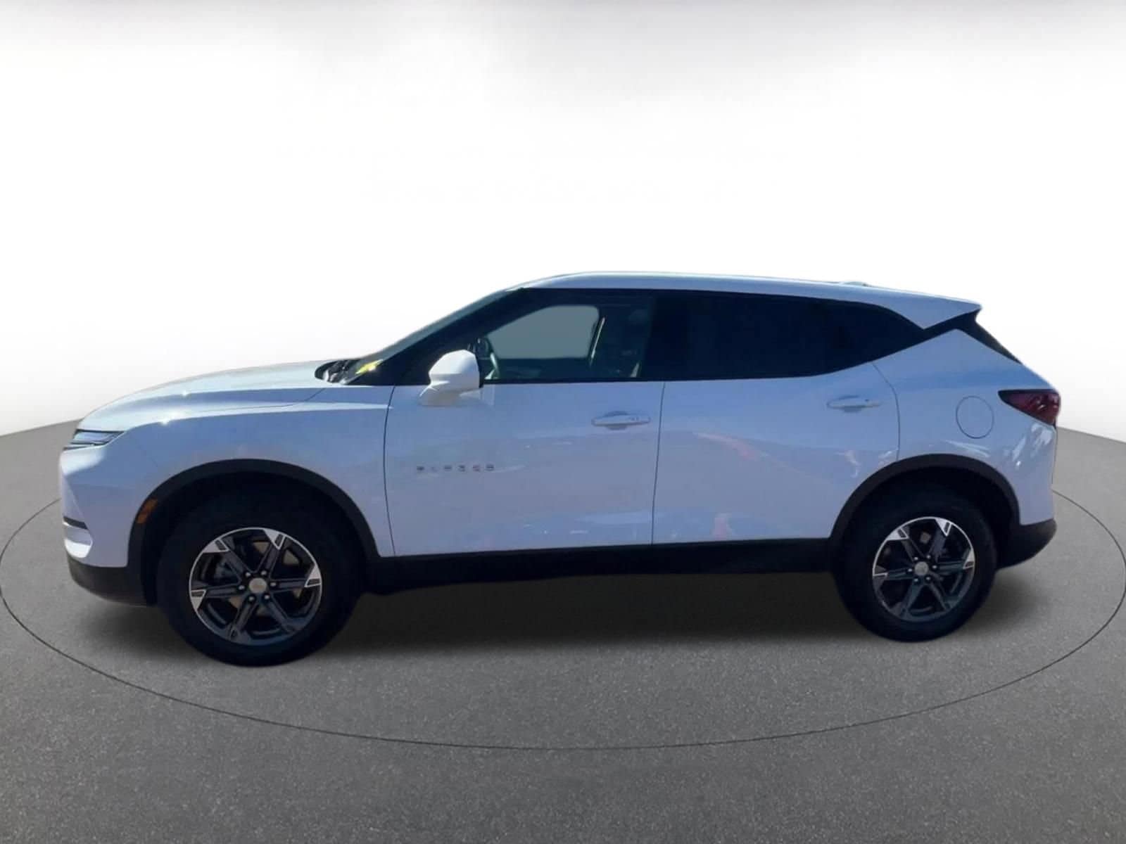 Thumbnail: 2025 Chevrolet Blazer - 9