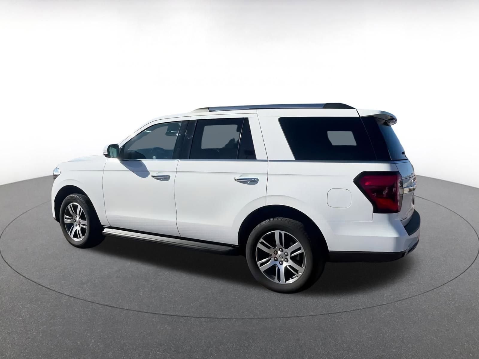 Thumbnail: 2024 Ford Expedition - 10