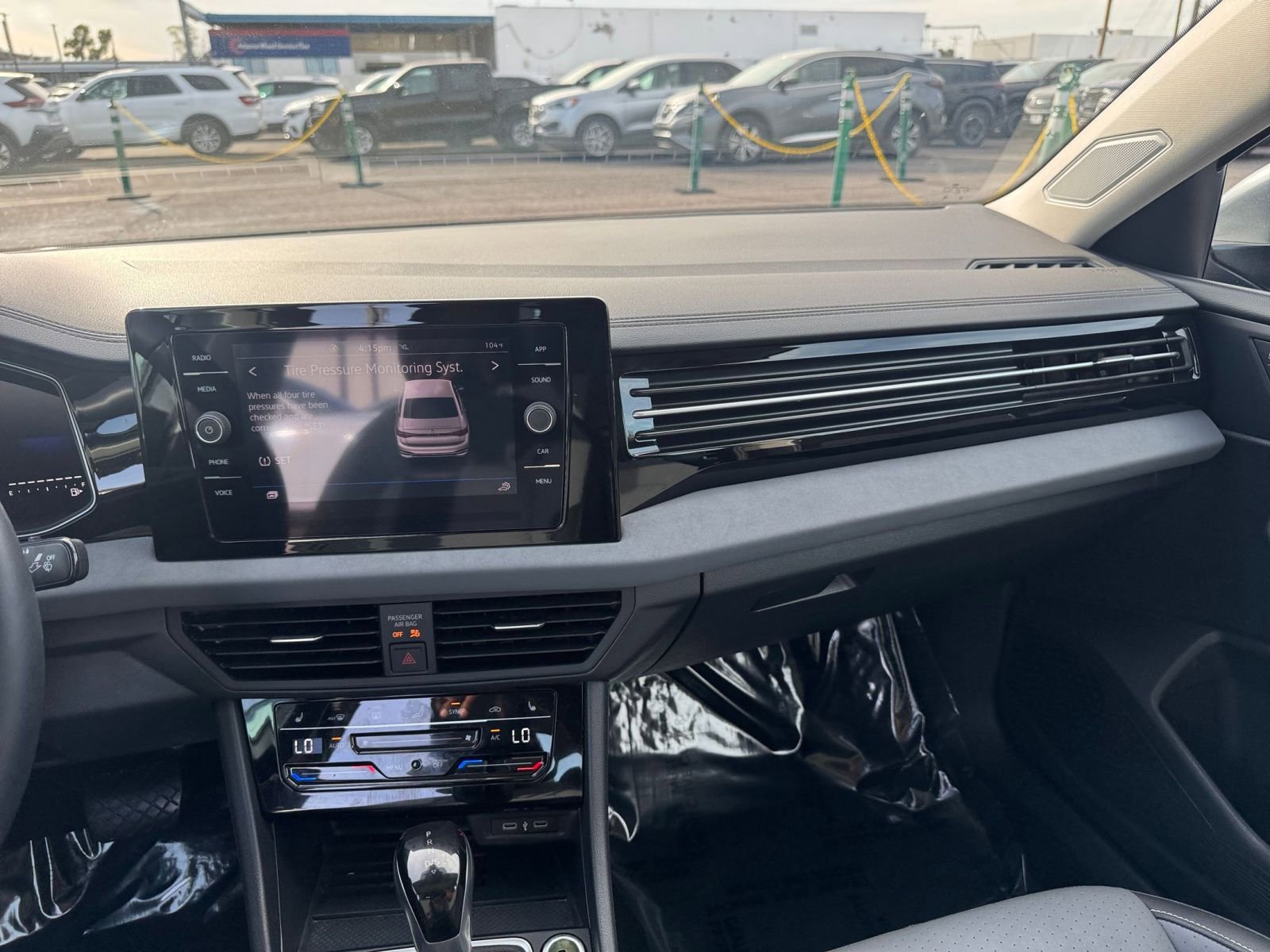 Thumbnail: 2025 Volkswagen Jetta - 34