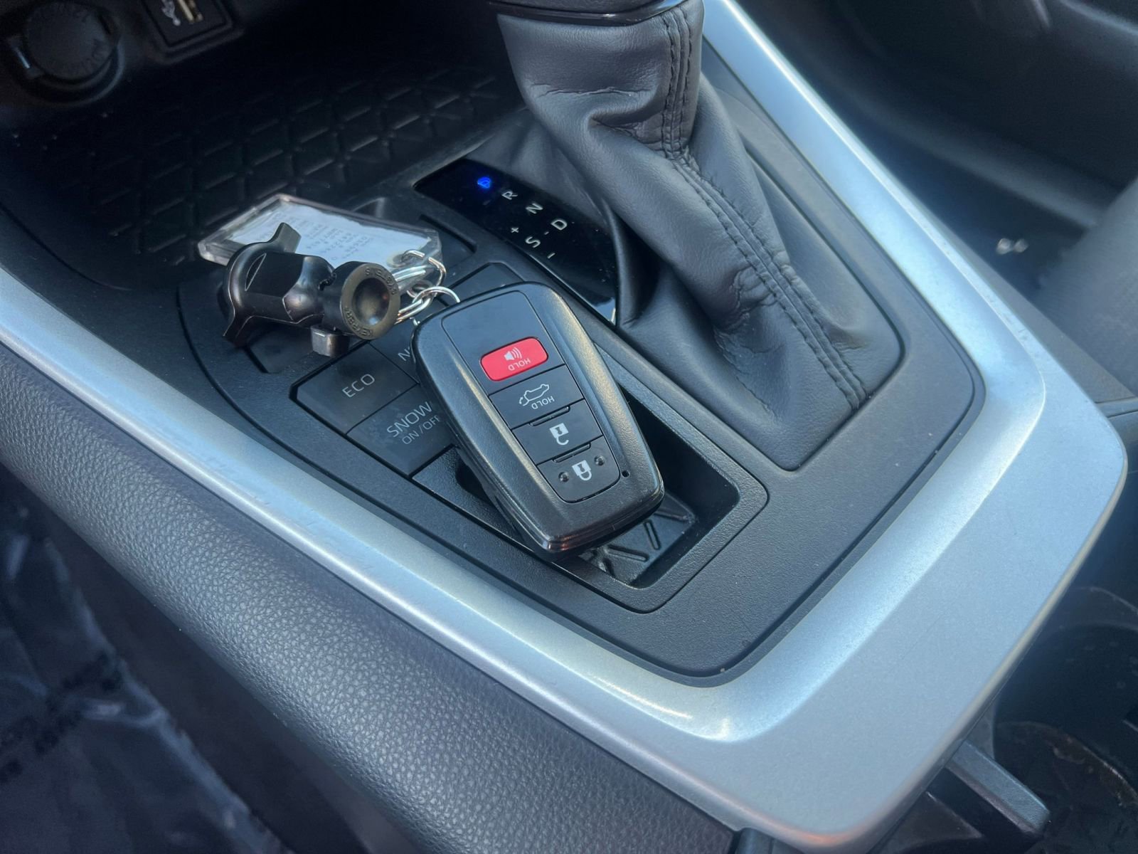 Thumbnail: 2025 Toyota RAV4 - 22