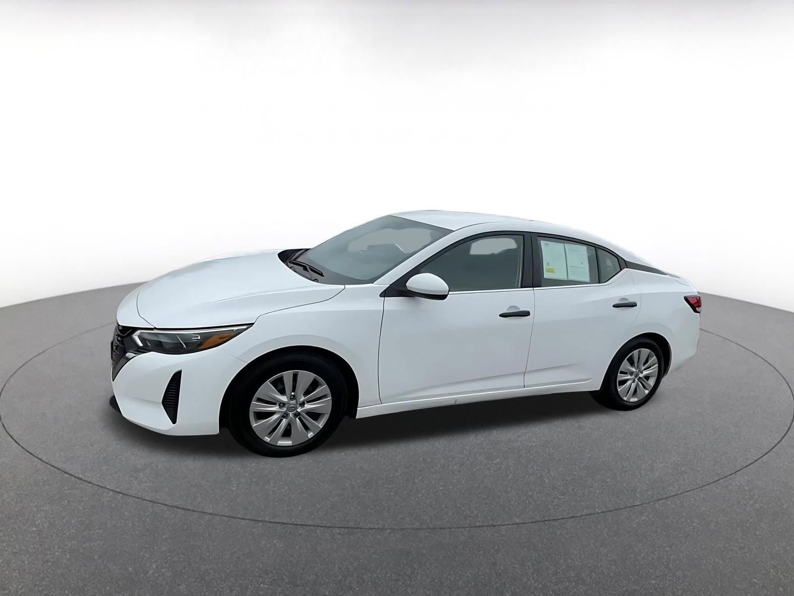 Thumbnail: 2025 Nissan Sentra - 8