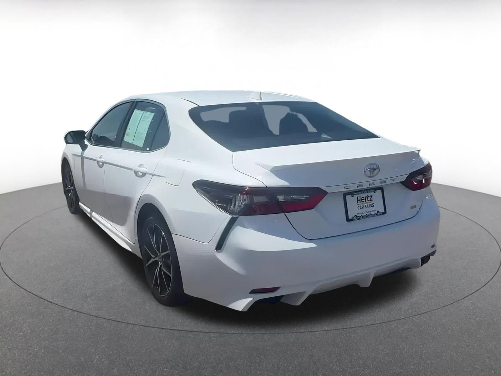 Thumbnail: 2024 Toyota Camry - 10