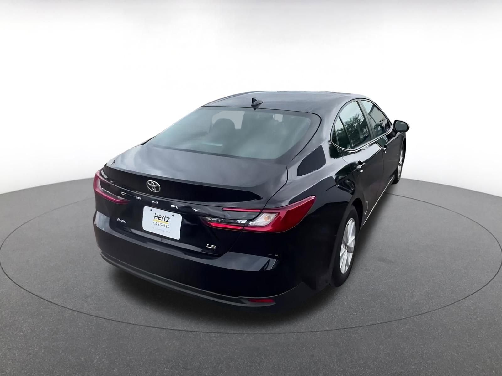 Thumbnail: 2025 Toyota Camry - 14