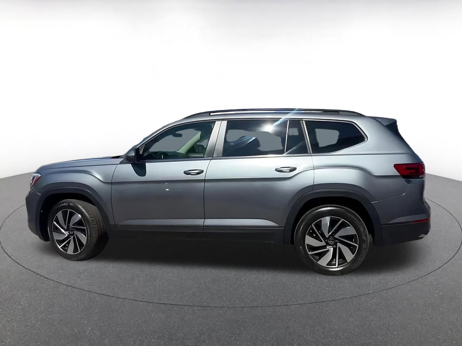 Thumbnail: 2025 Volkswagen Atlas - 9
