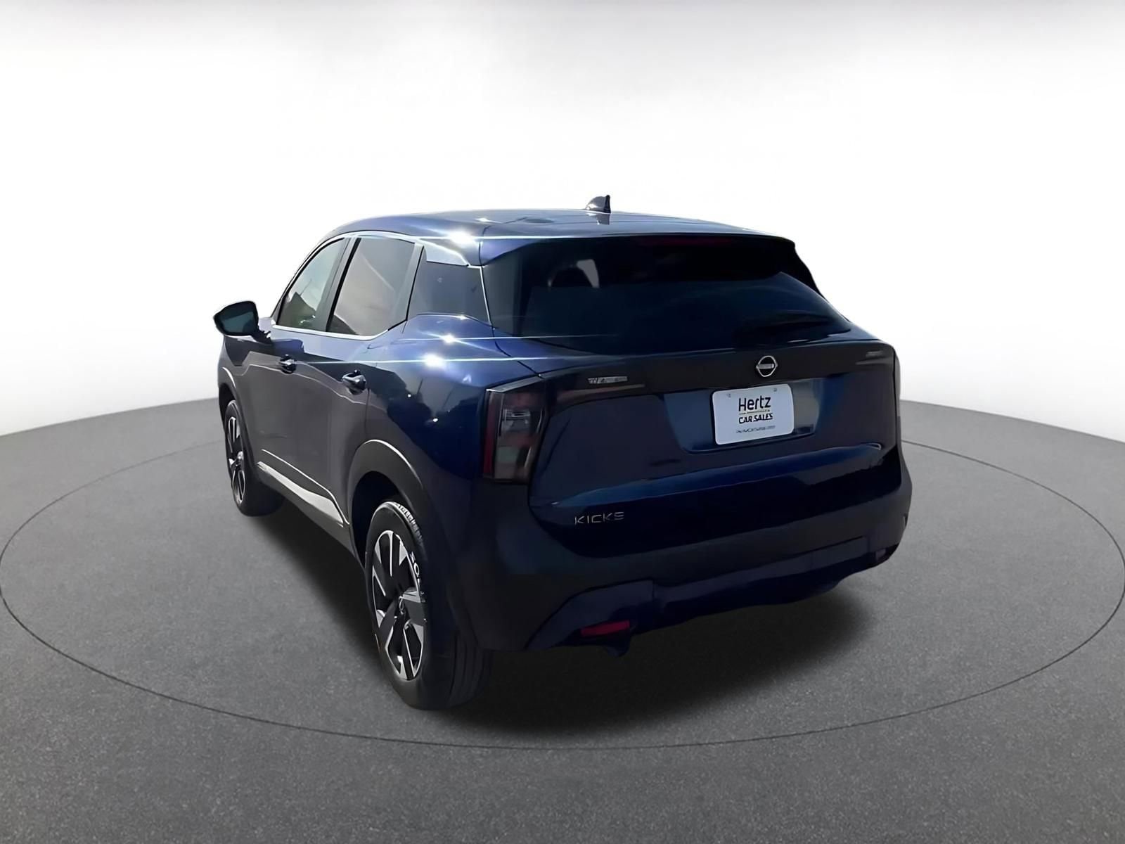 Thumbnail: 2025 Nissan Kicks - 11