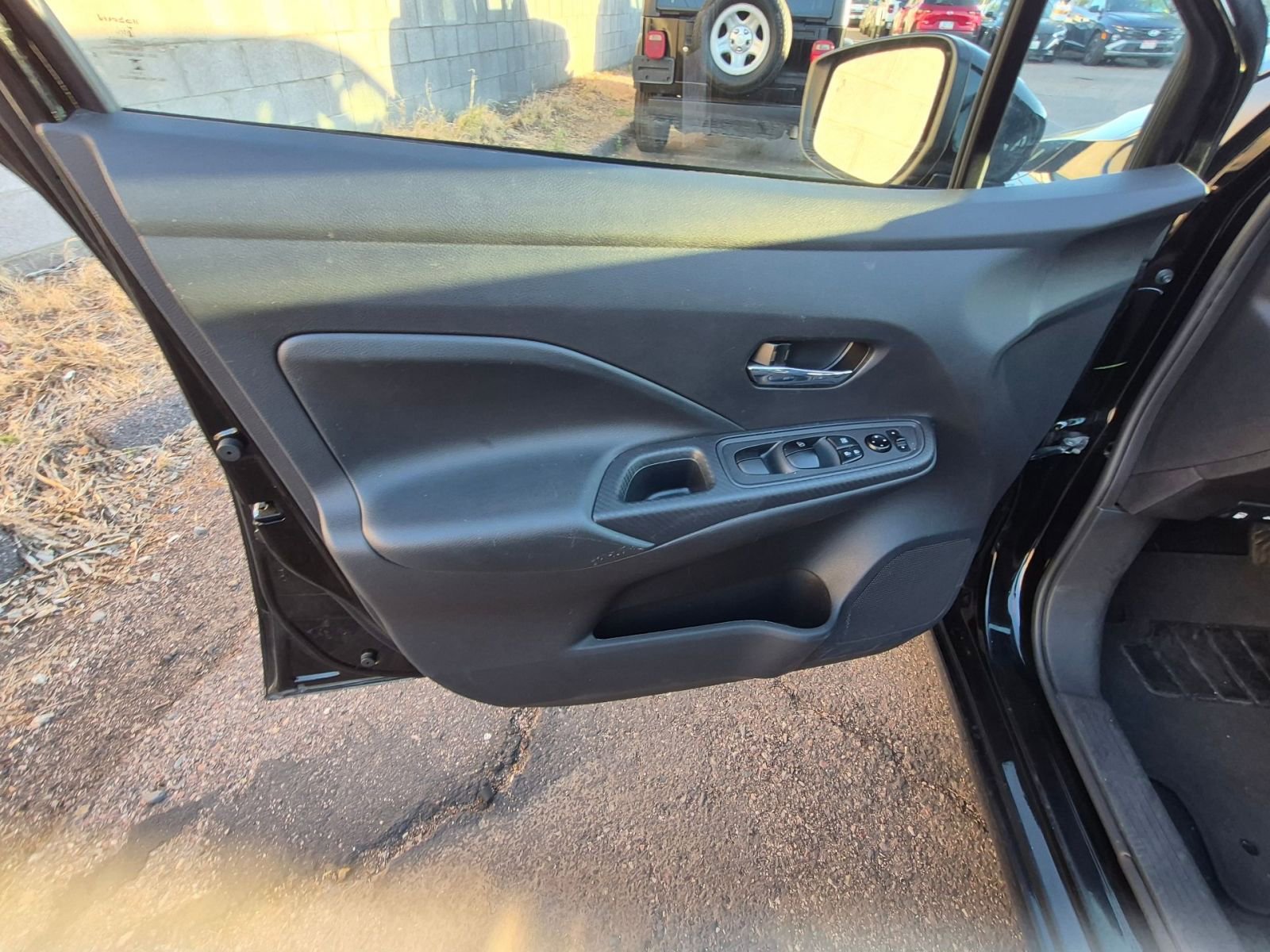 Thumbnail: 2025 Nissan Versa - 9