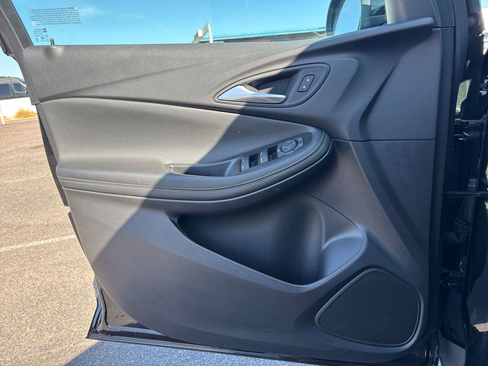 Thumbnail: 2025 Buick Encore GX - 18