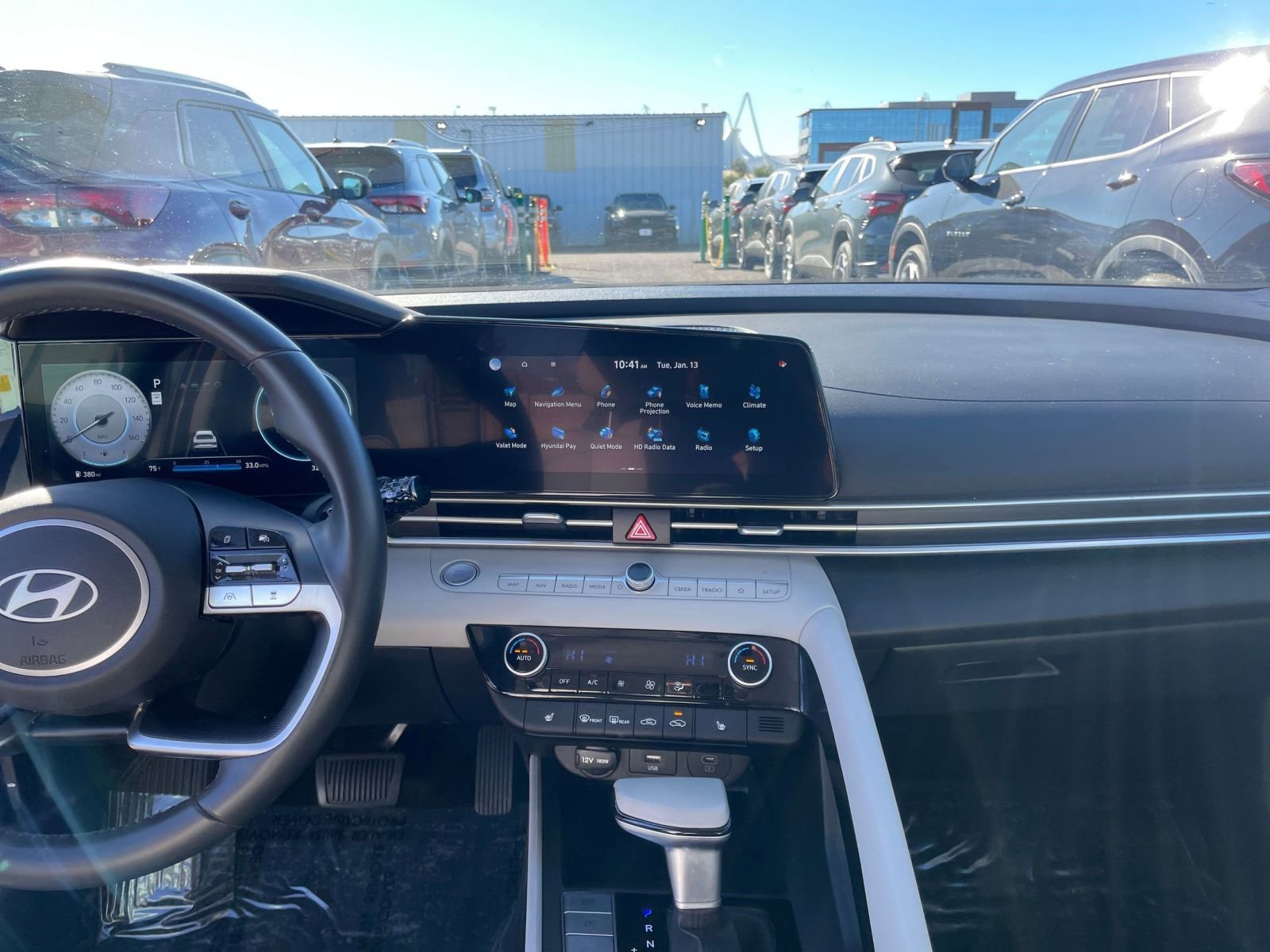 Thumbnail: 2025 Hyundai Elantra - 18