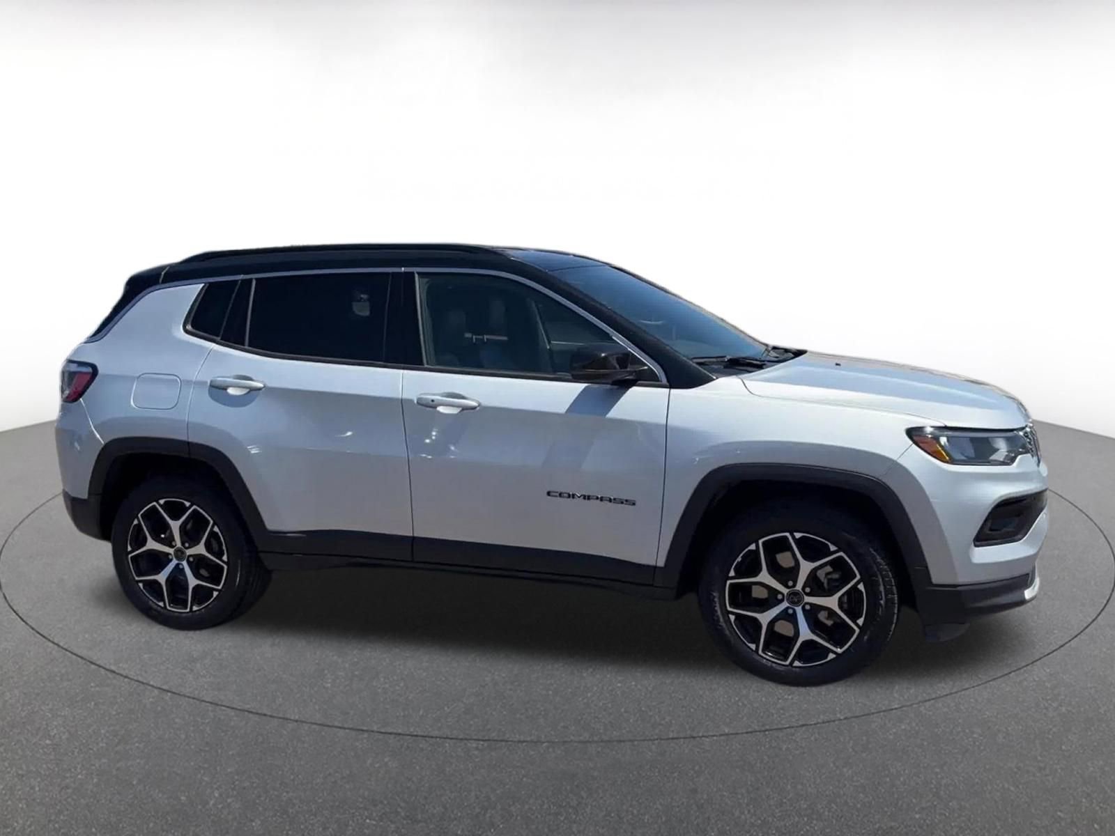 Thumbnail: 2025 Jeep Compass - 16