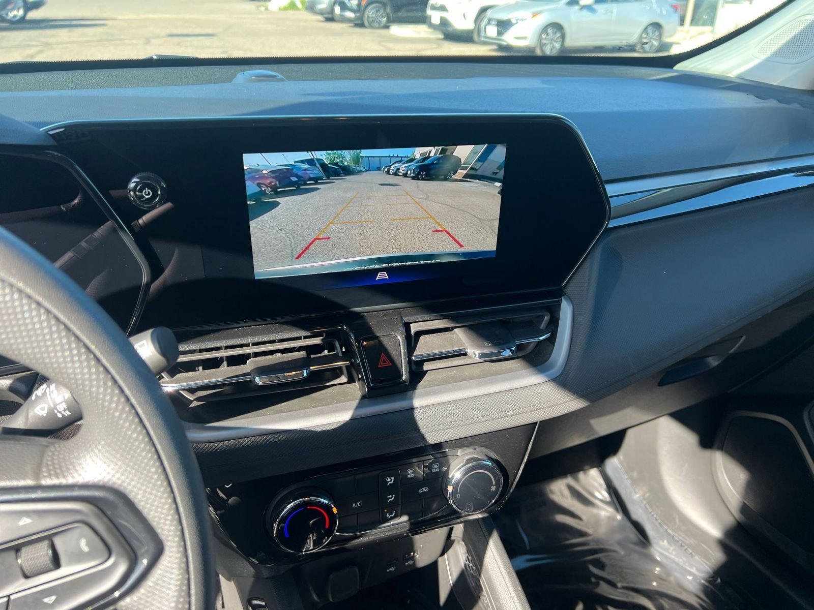 Thumbnail: 2025 Chevrolet TrailBlazer - 24