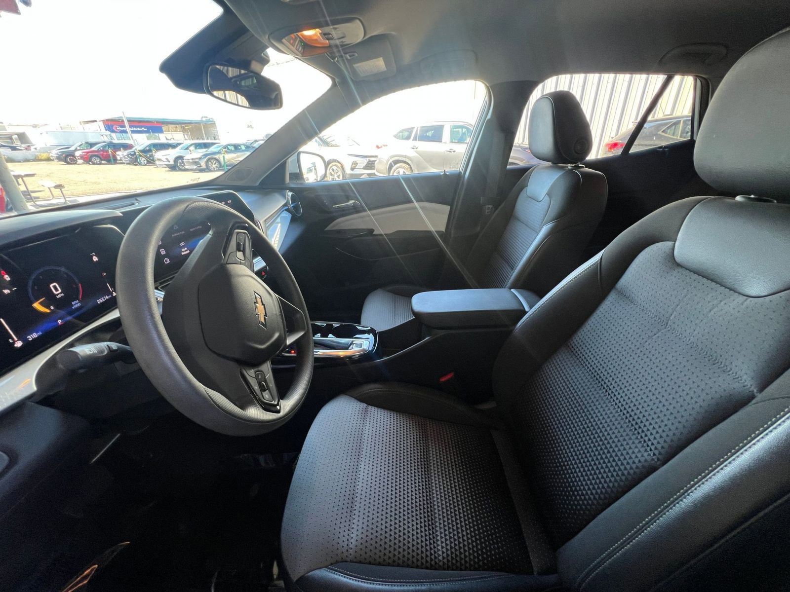 Thumbnail: 2025 Chevrolet Trax - 27