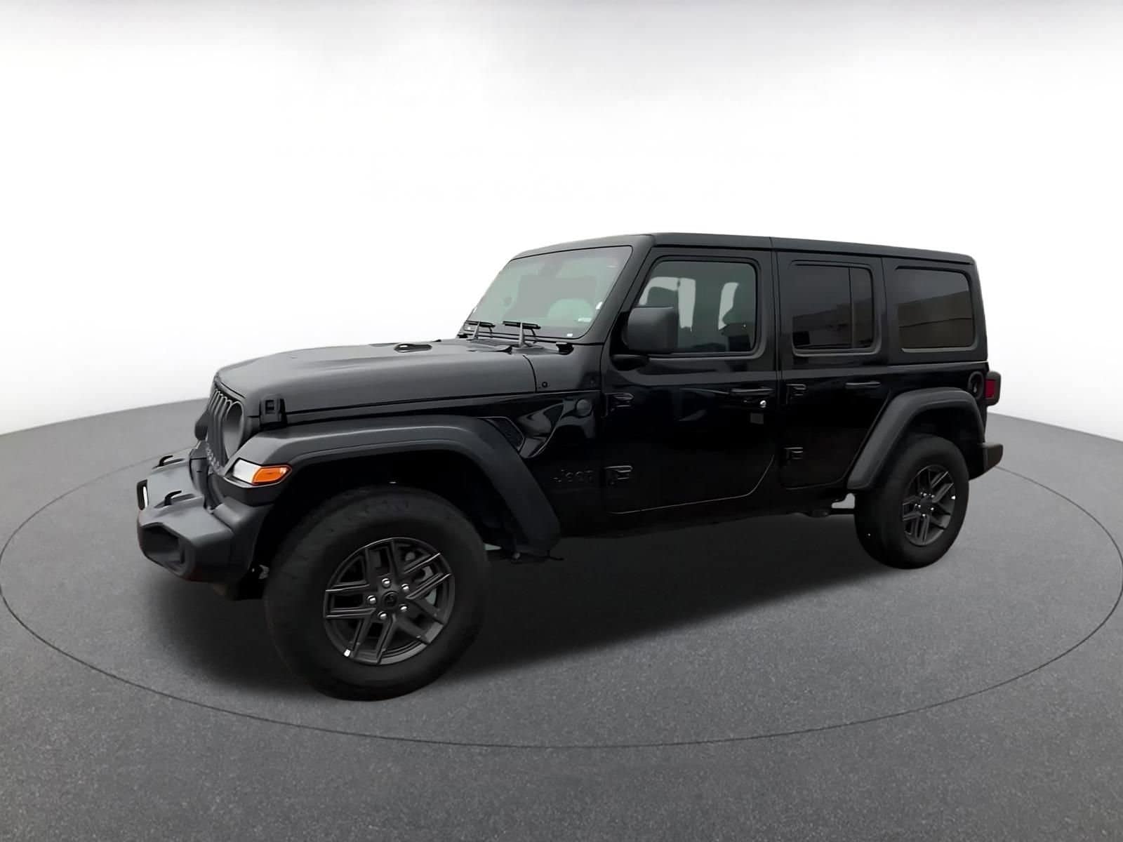 Thumbnail: 2025 Jeep Wrangler - 3