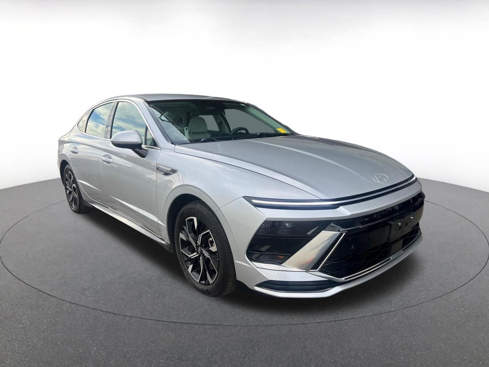 Thumbnail: 2025 Hyundai Sonata - 1