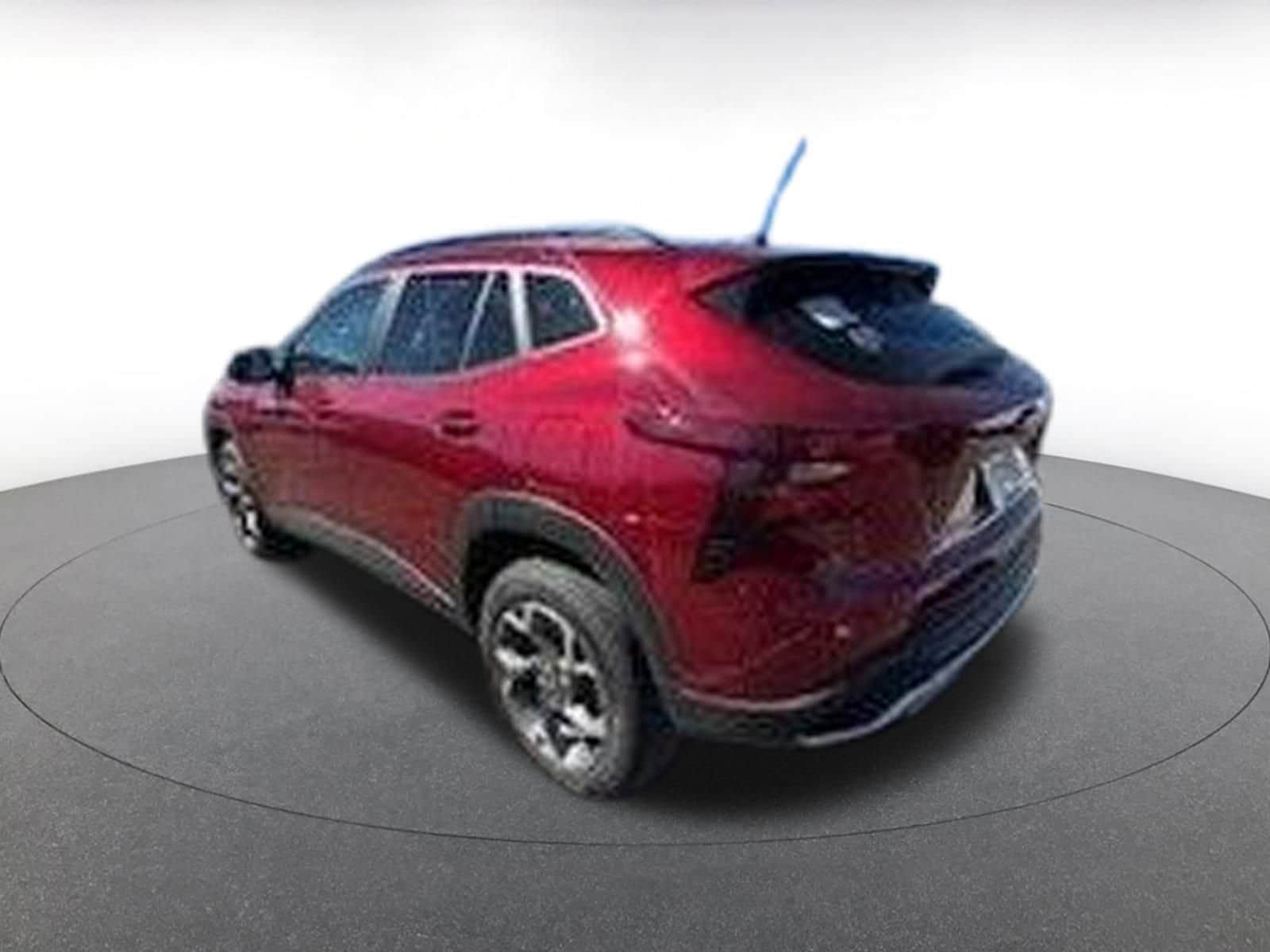 Thumbnail: 2025 Chevrolet Trax - 8