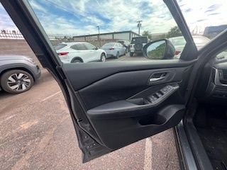 Thumbnail: 2025 Nissan Rogue - 10